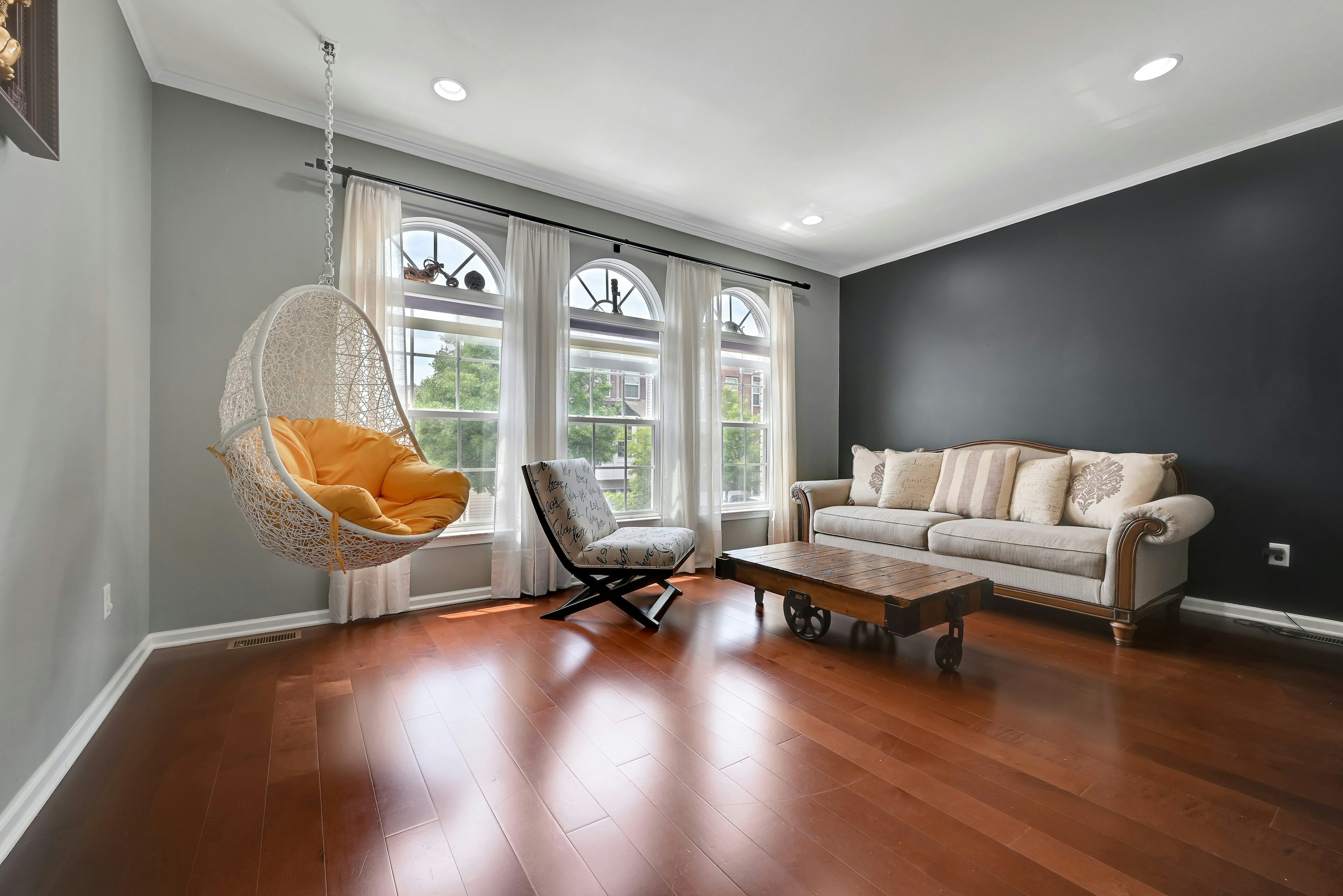 16 Creekside Court Apt #16 