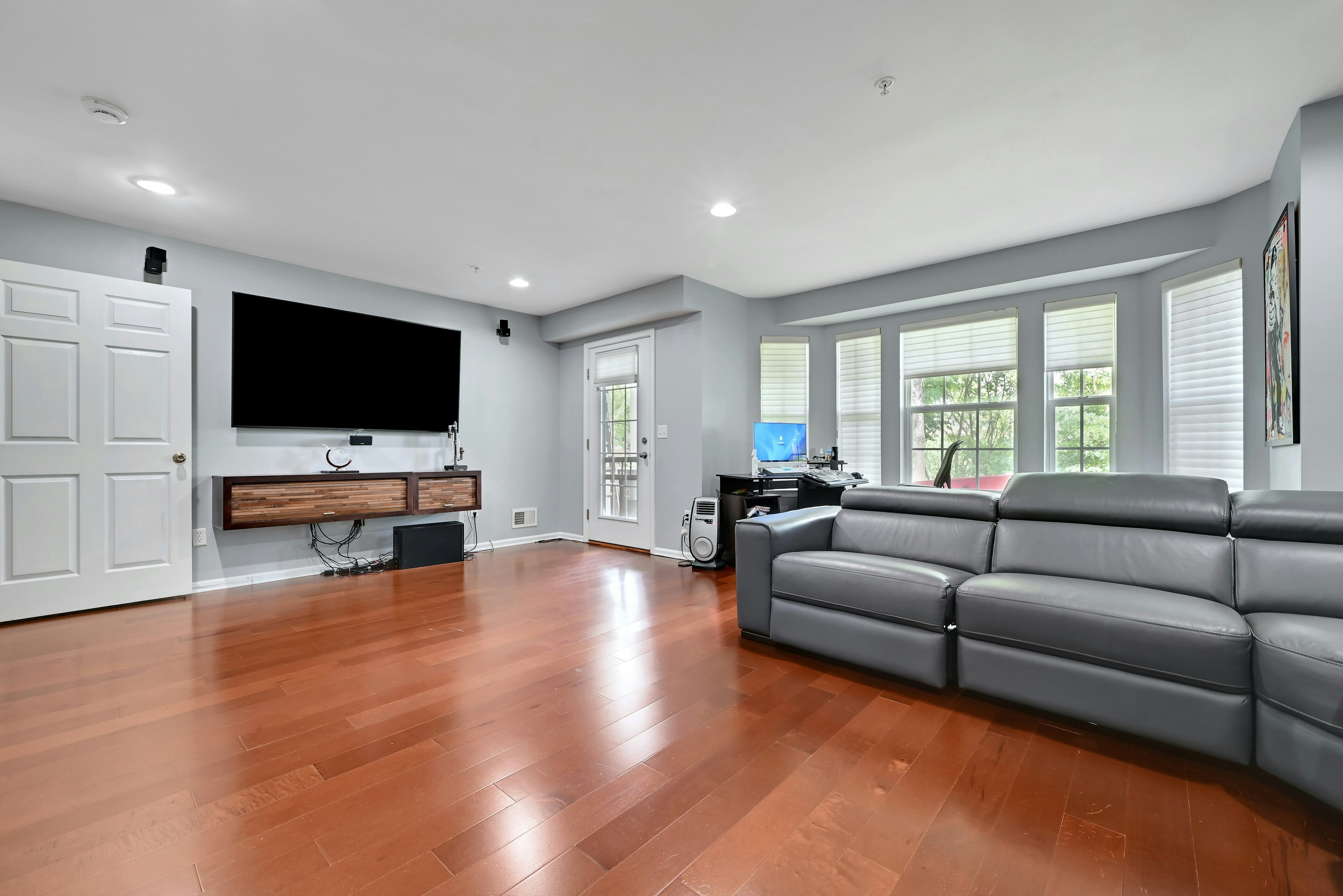 16 Creekside Court Apt #16 
