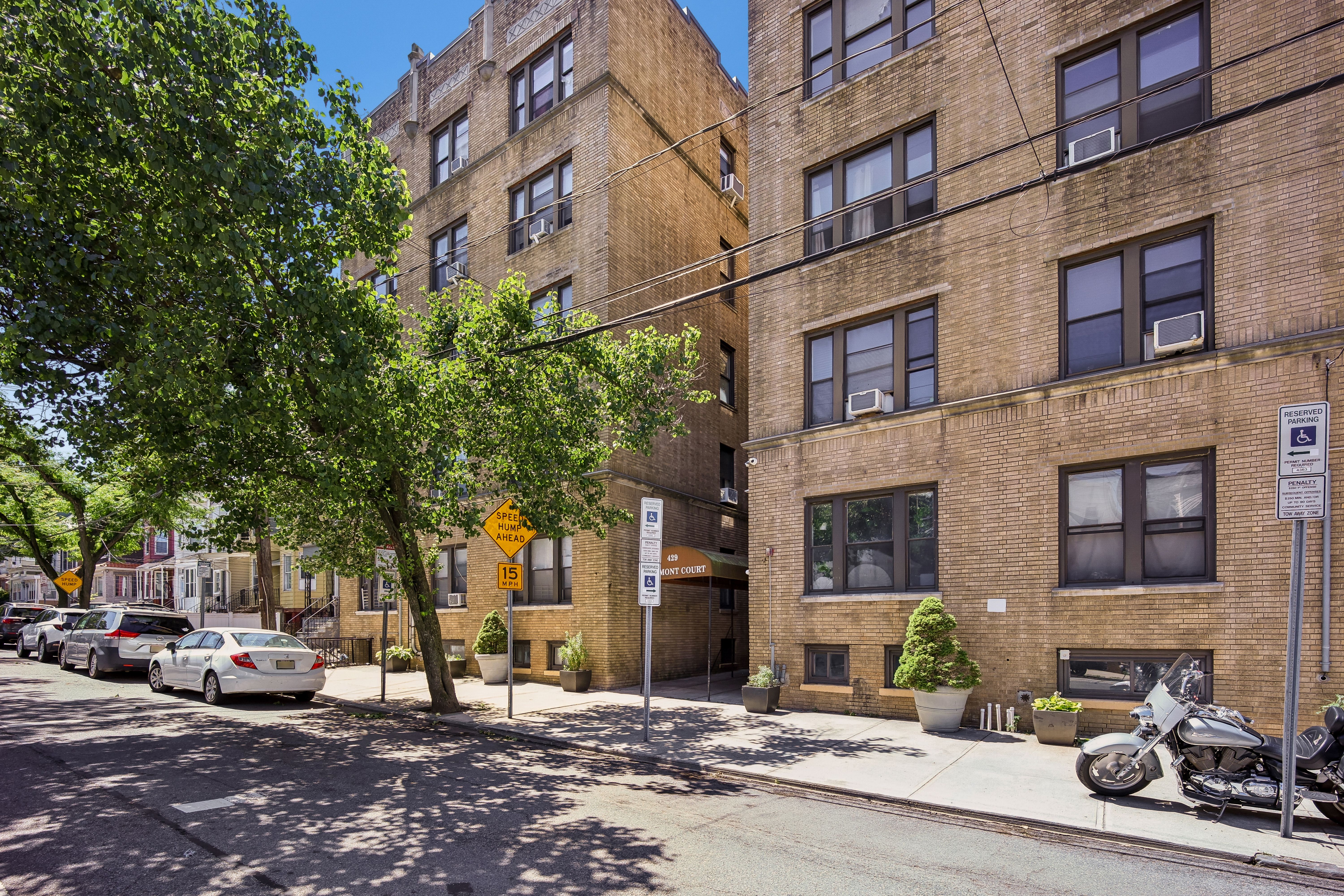 429 Fairmount Ave  #104 