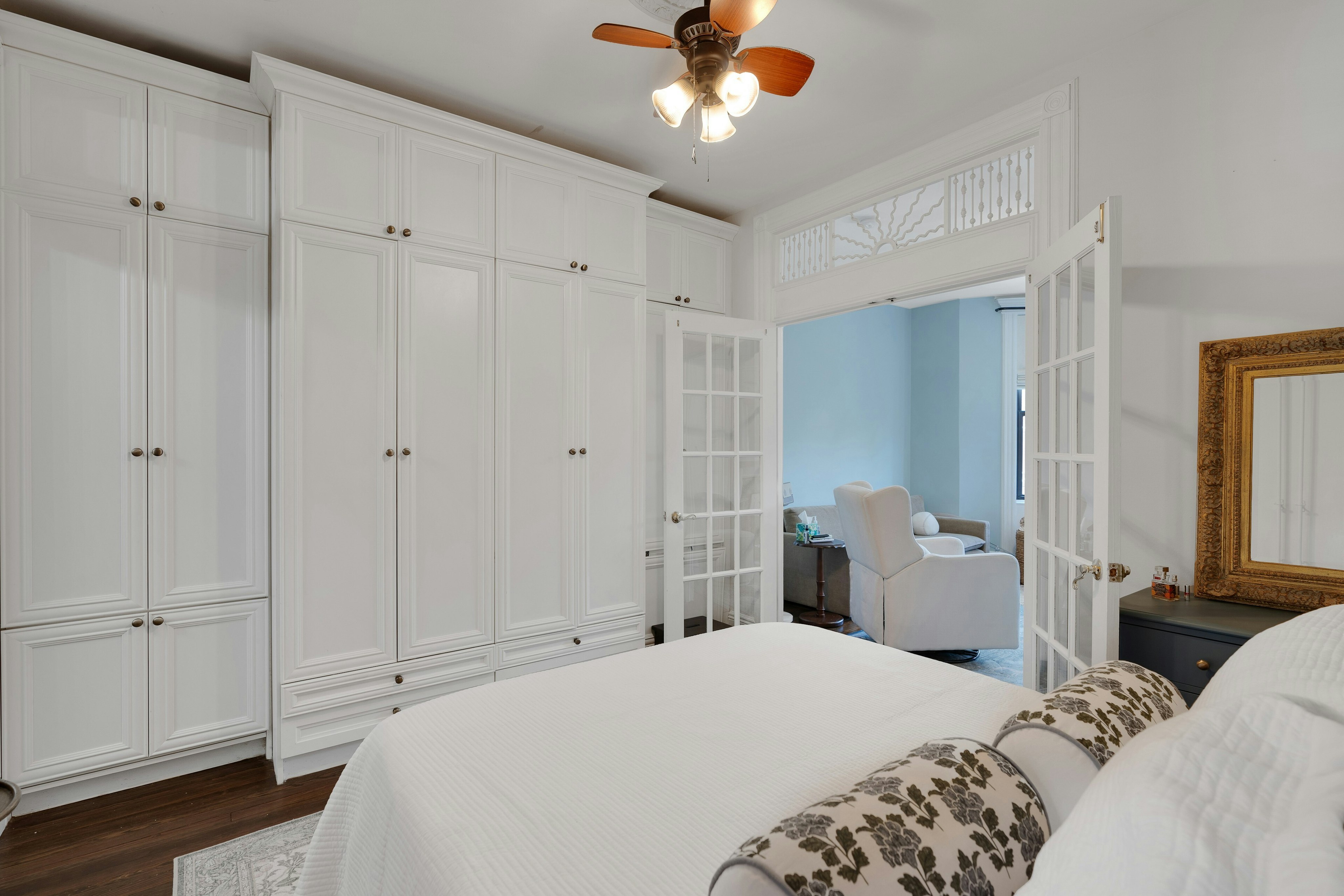 1112 Park Ave #2L 