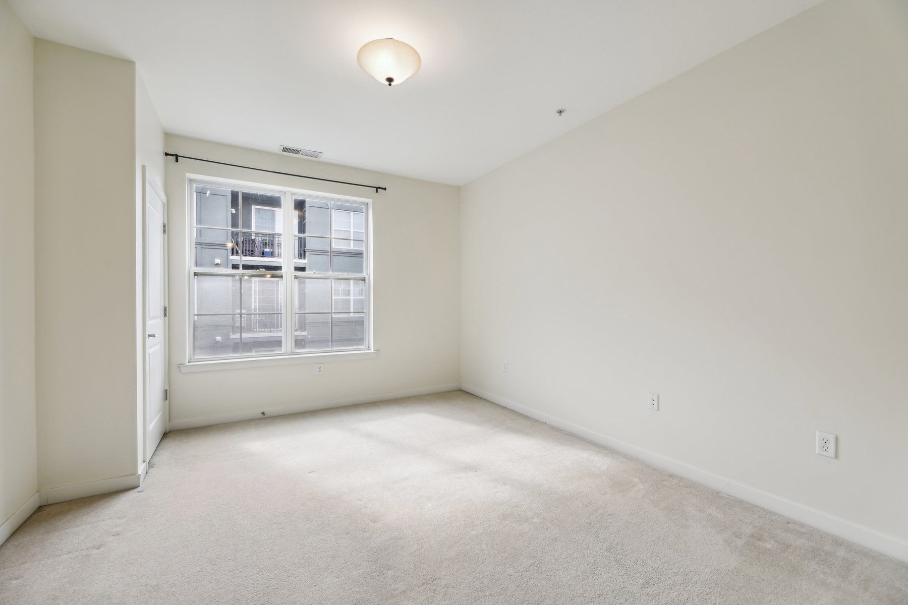 443 2nd Street Apt 302