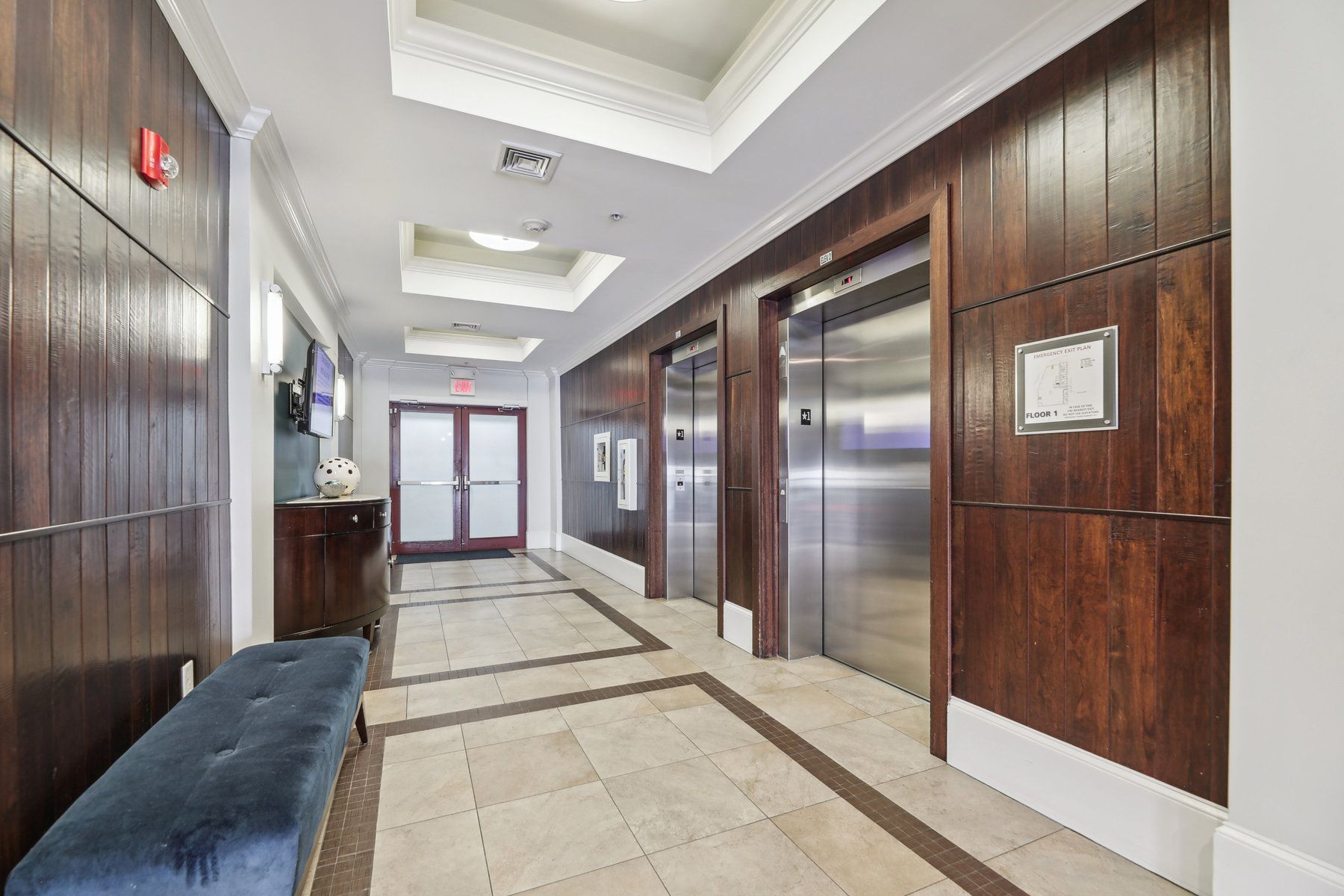 443 2nd Street Apt 302
