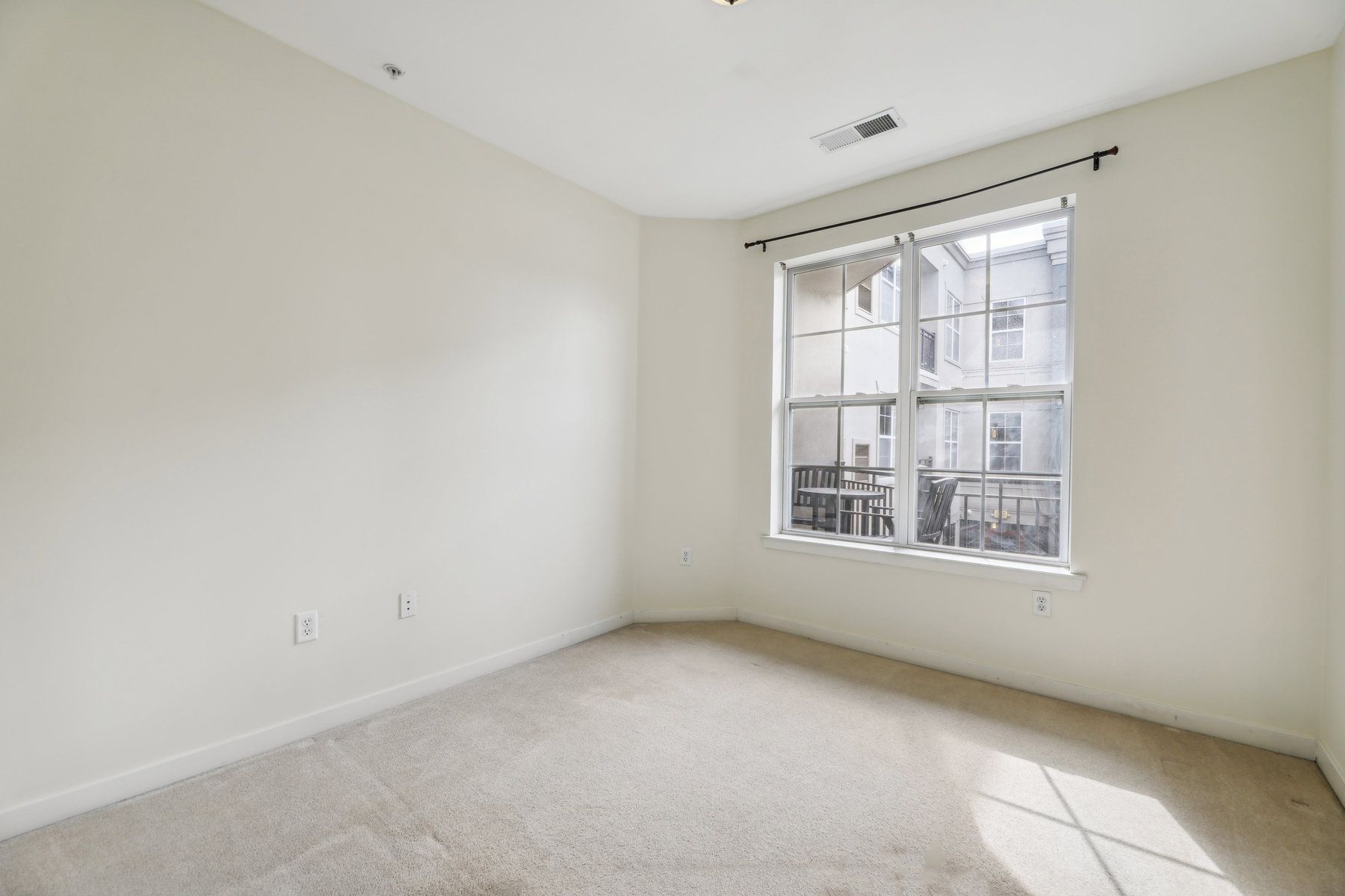 443 2nd Street Apt 302