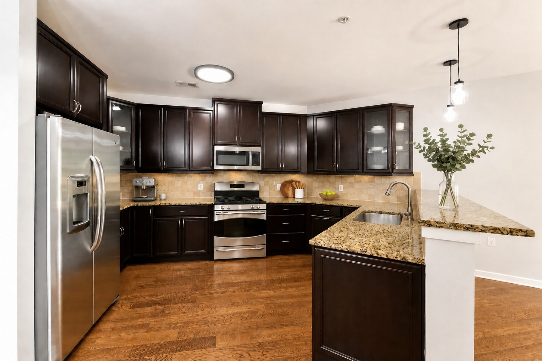 443 2nd Street Apt 302