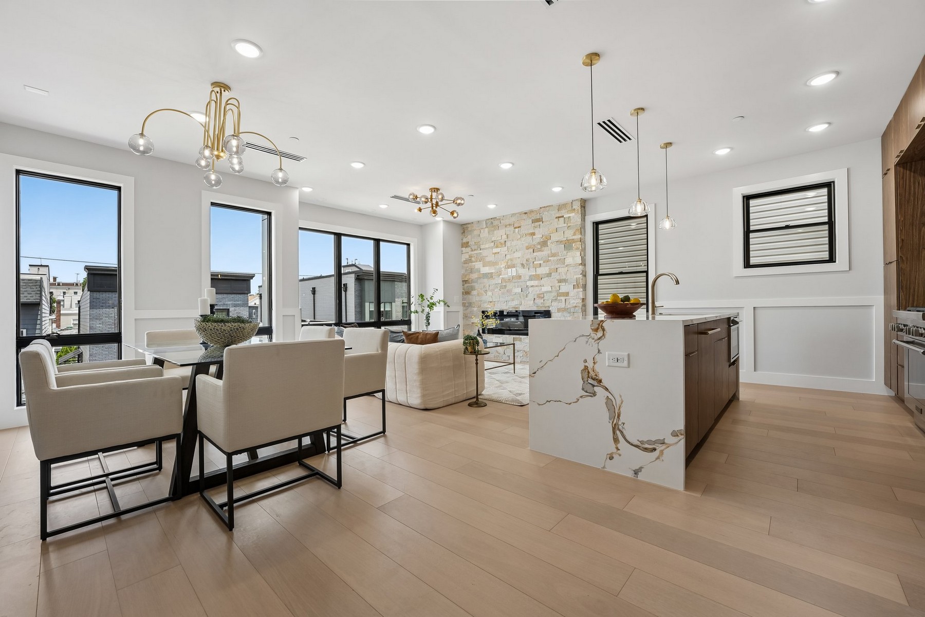 33 Bleecker St Unit# 3