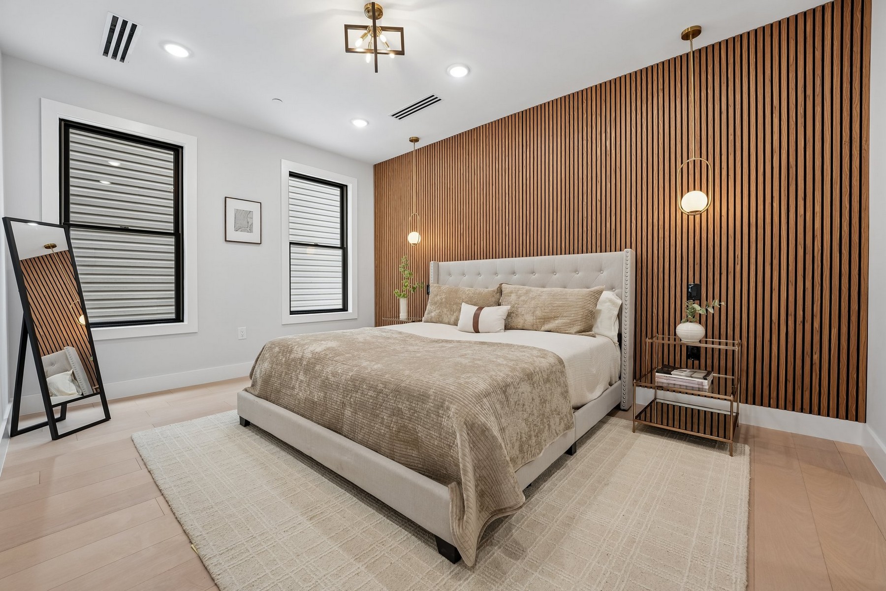33 Bleecker St Unit# 3