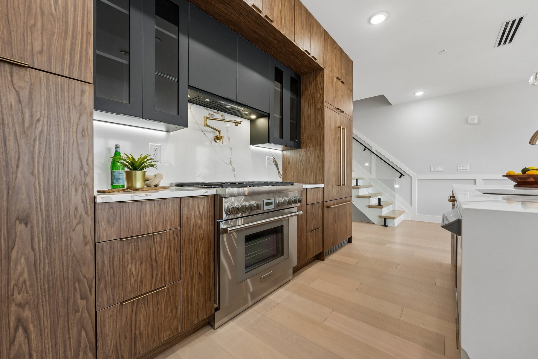 33 Bleecker St Unit# 3