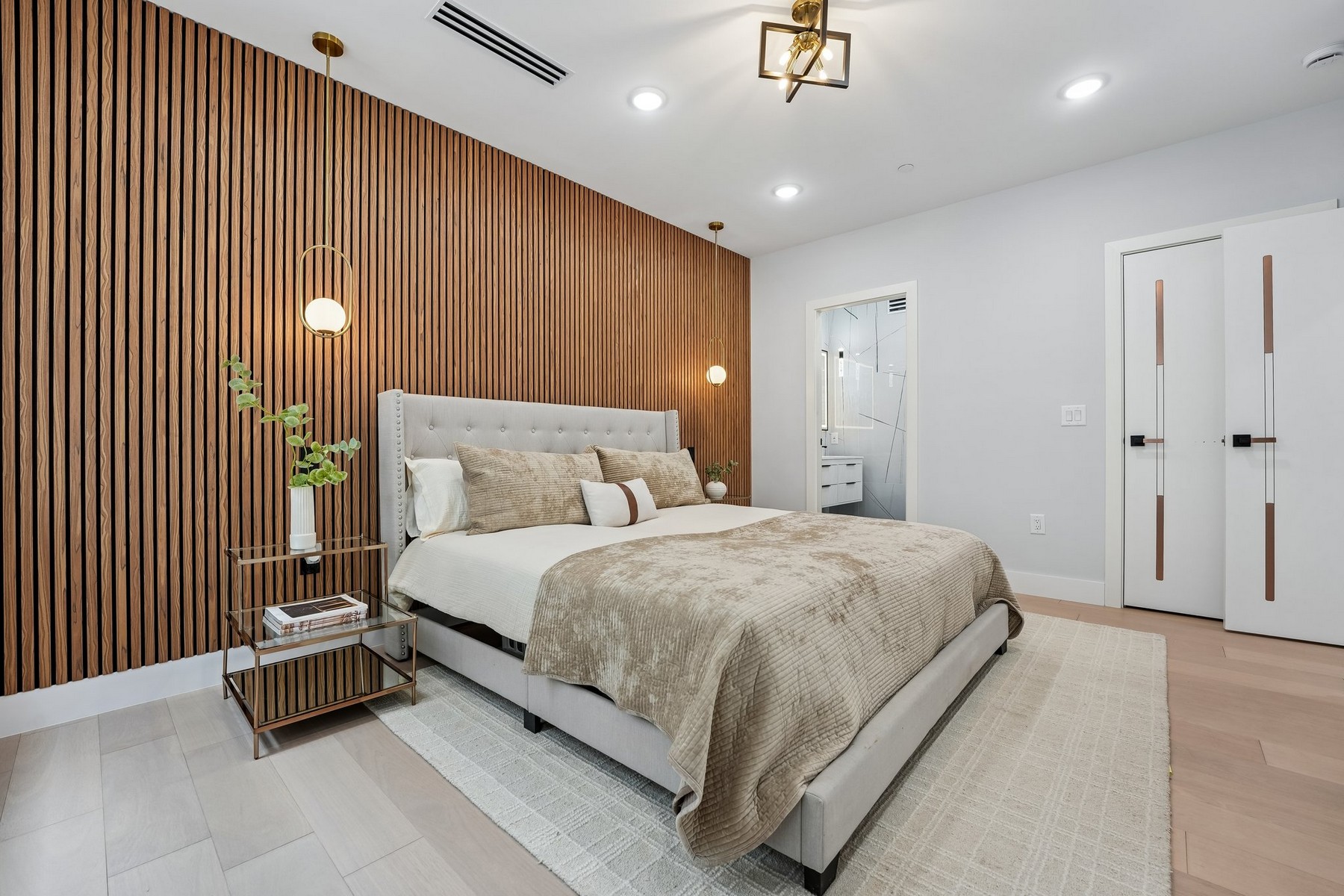 33 Bleecker St Unit# 3