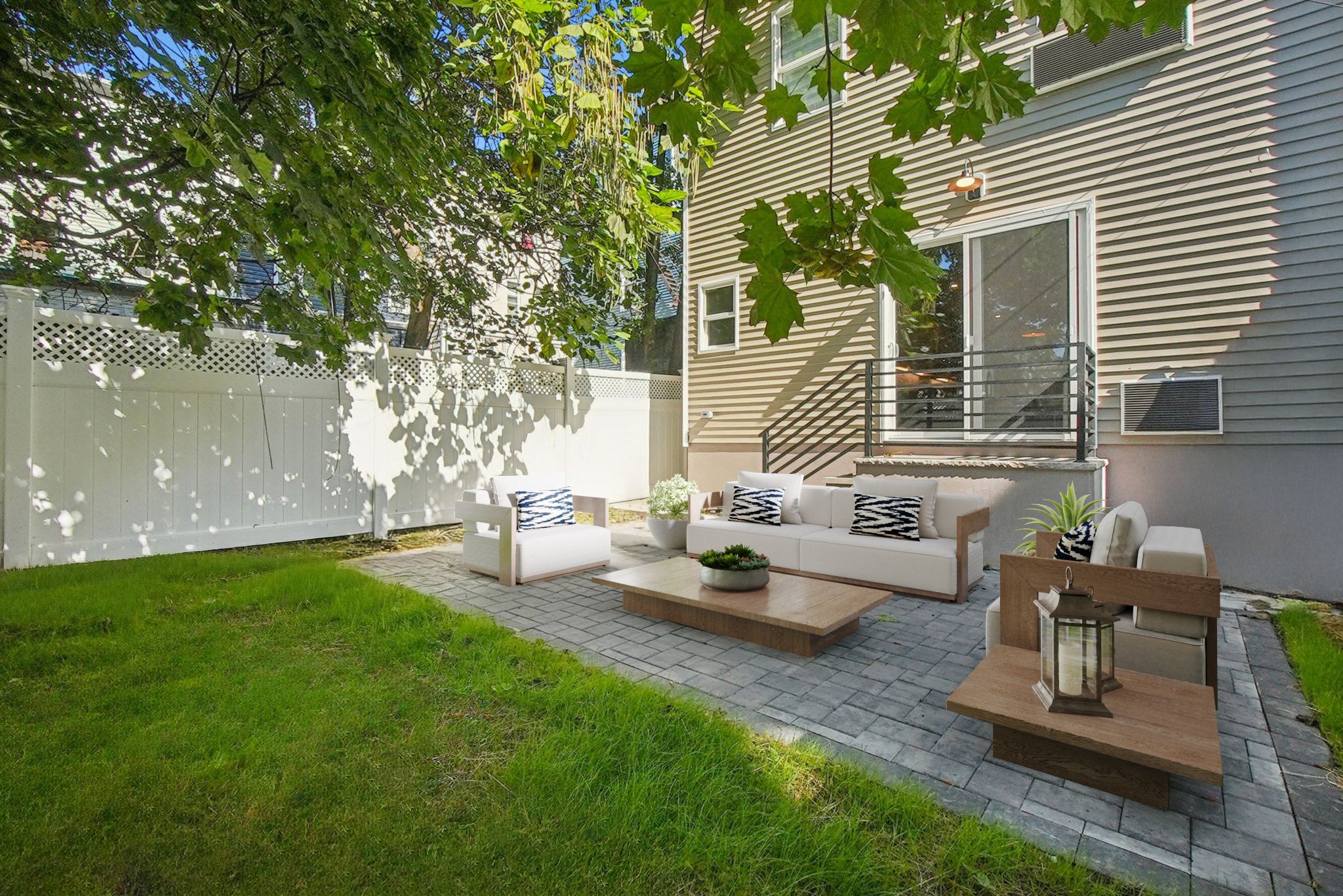 121A Clinton Ave 