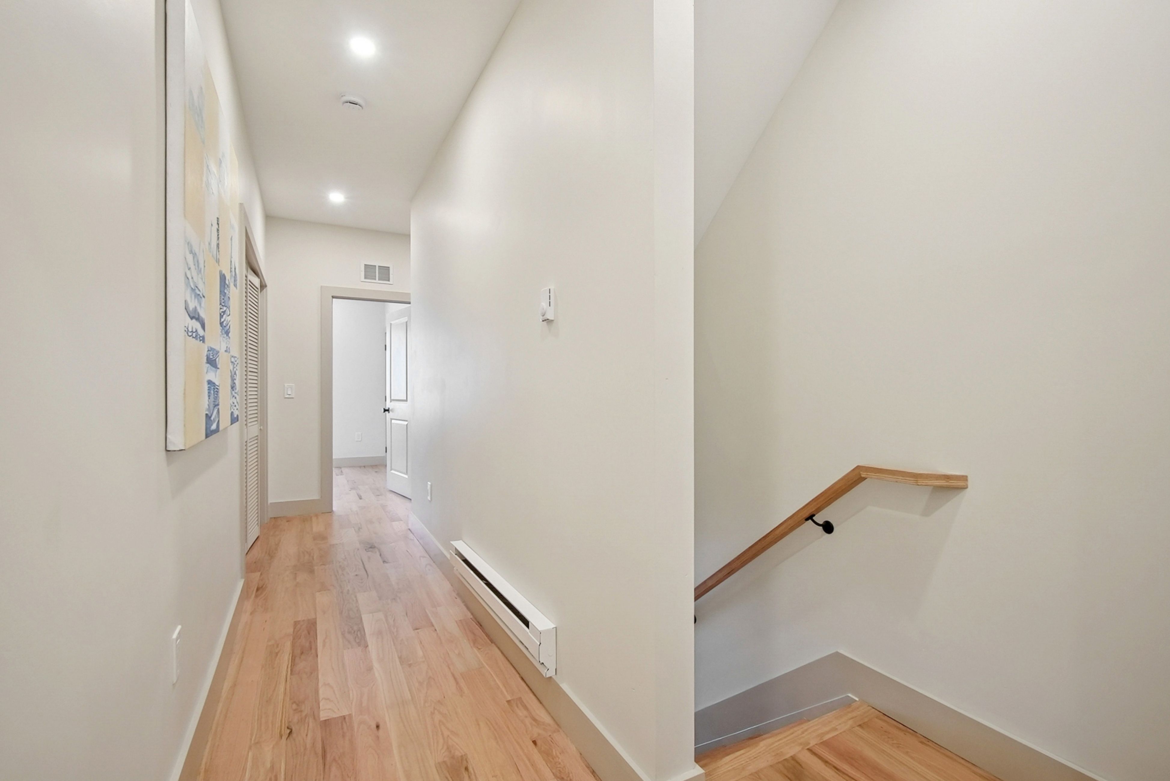 121A Clinton Ave 