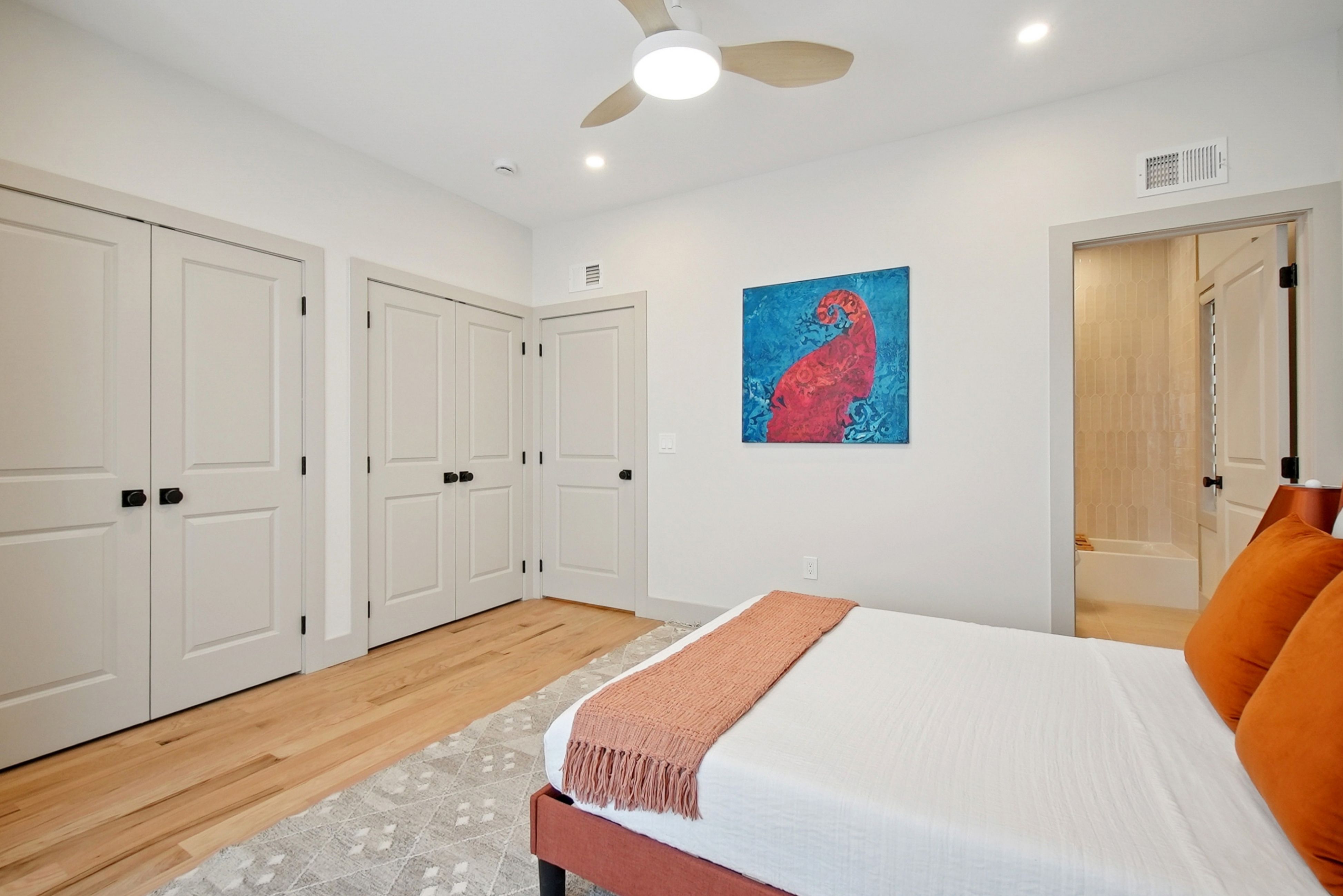 121A Clinton Ave 