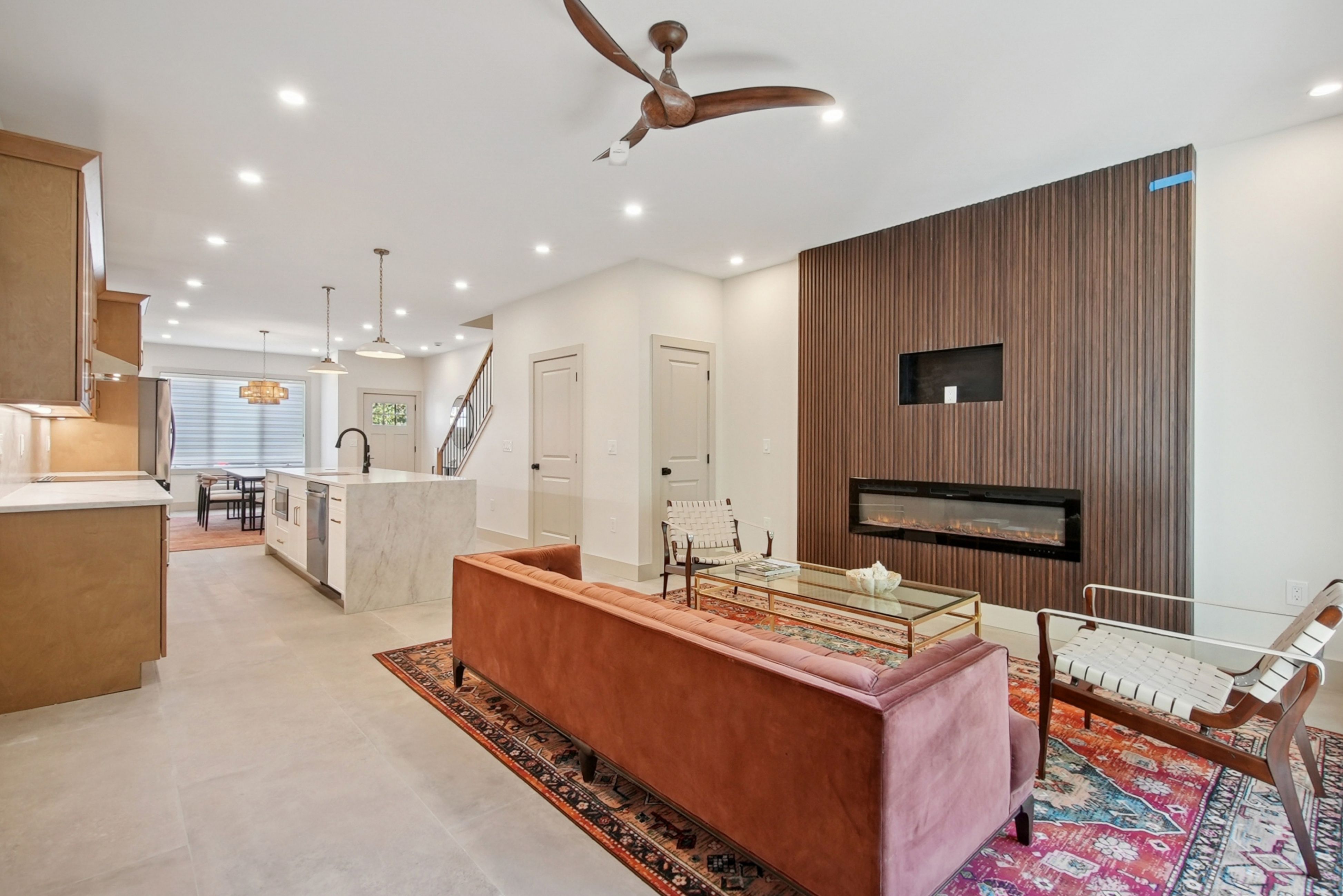 121A Clinton Ave 