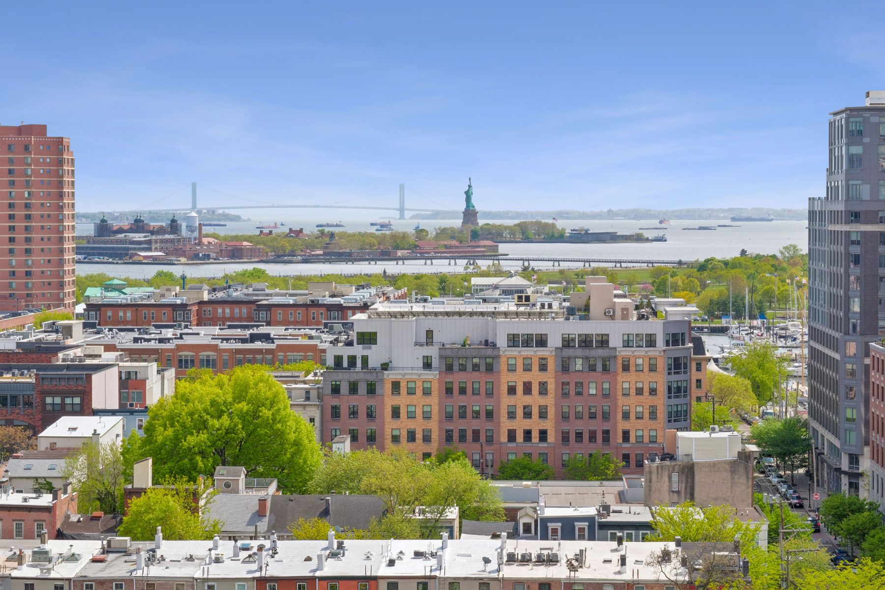 135 Montgomery Street, unit #A-16 