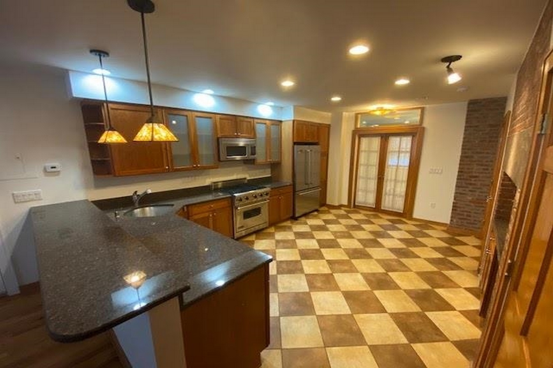 202 Warren St Unit# 1
