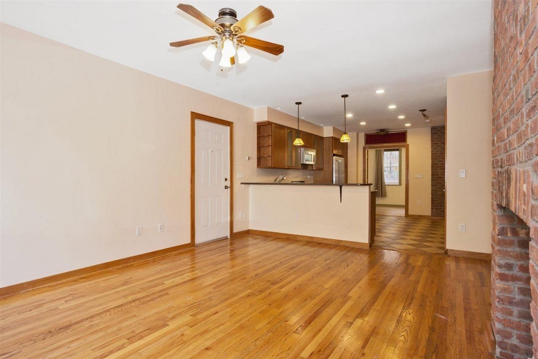 202 Warren St Unit# 1