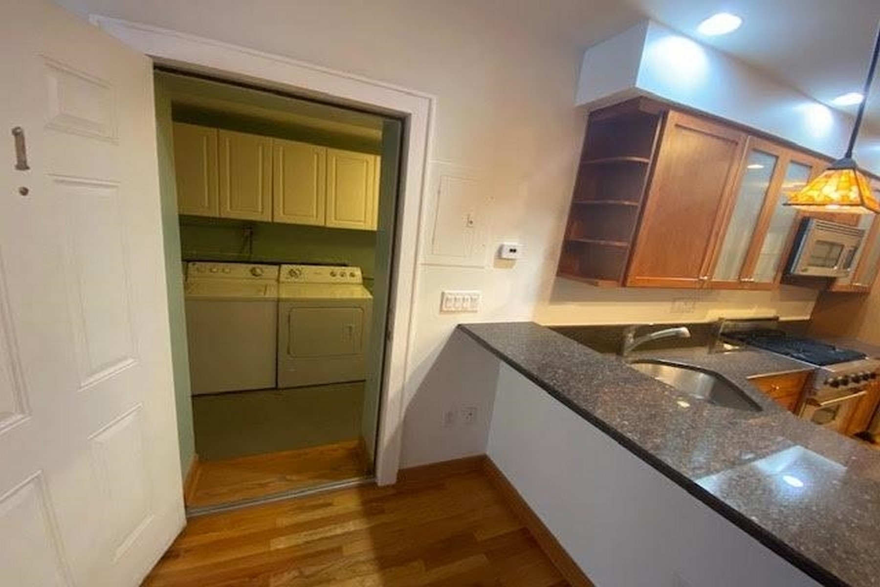 202 Warren St Unit# 1
