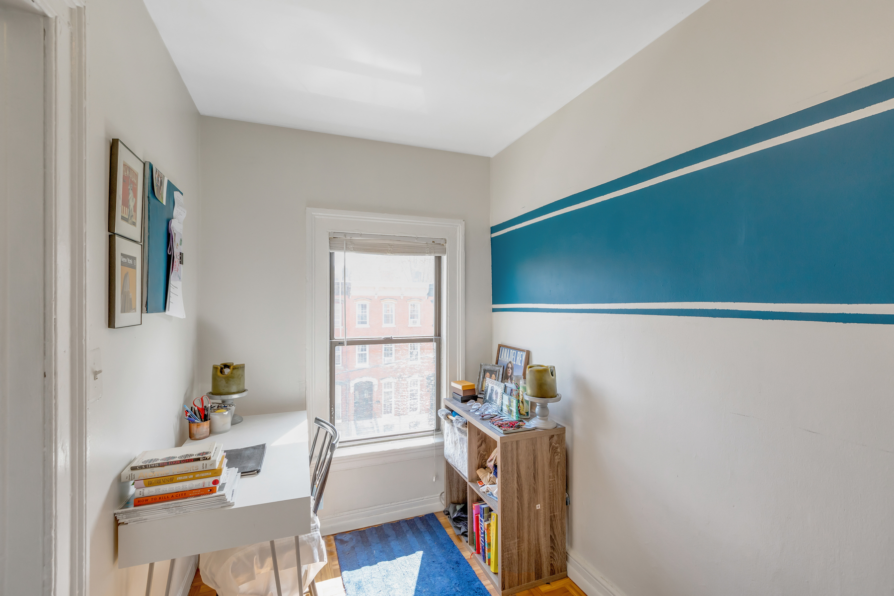 519.5 Manila Ave Unit# 2
