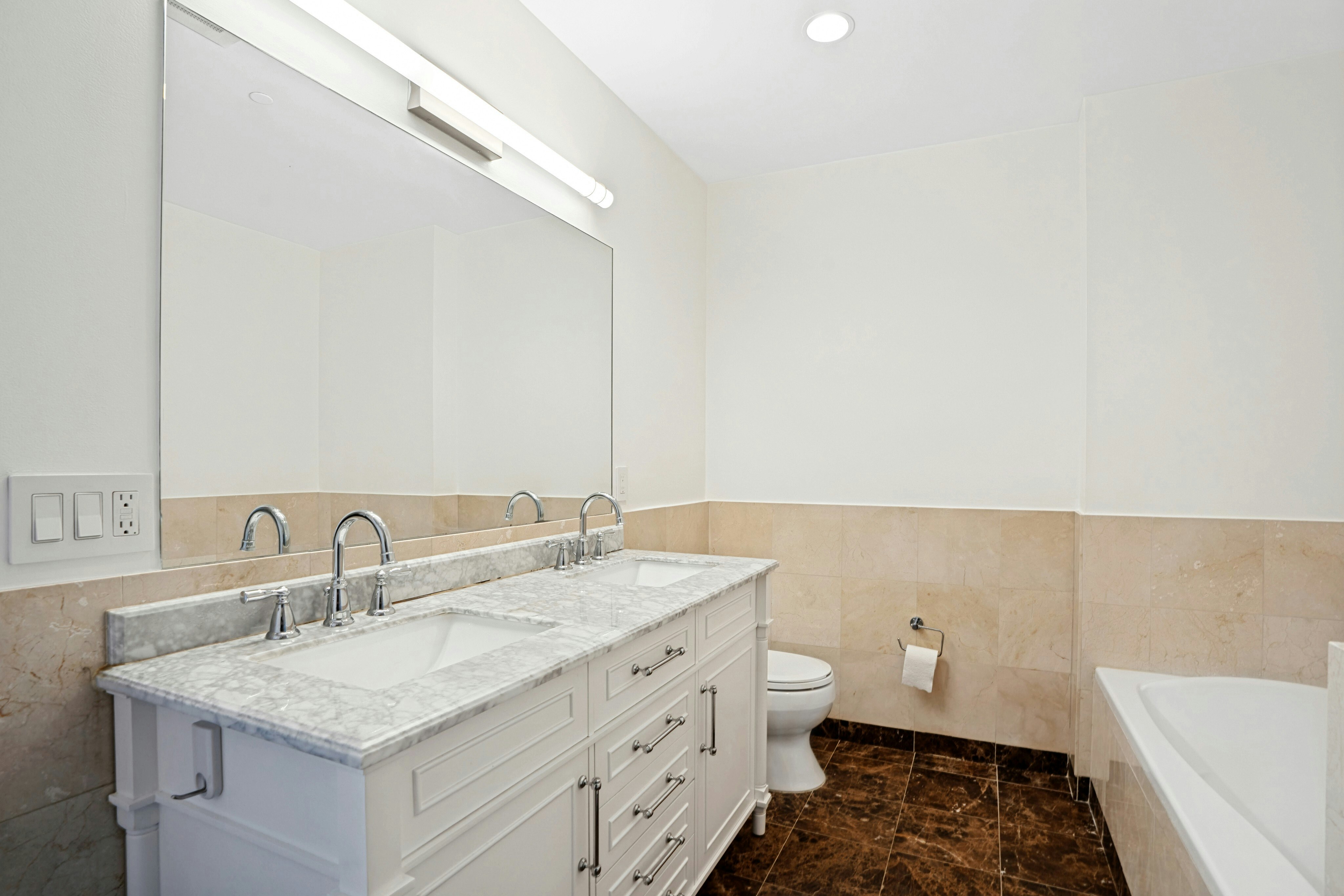 389 Washington Street Unit 33E