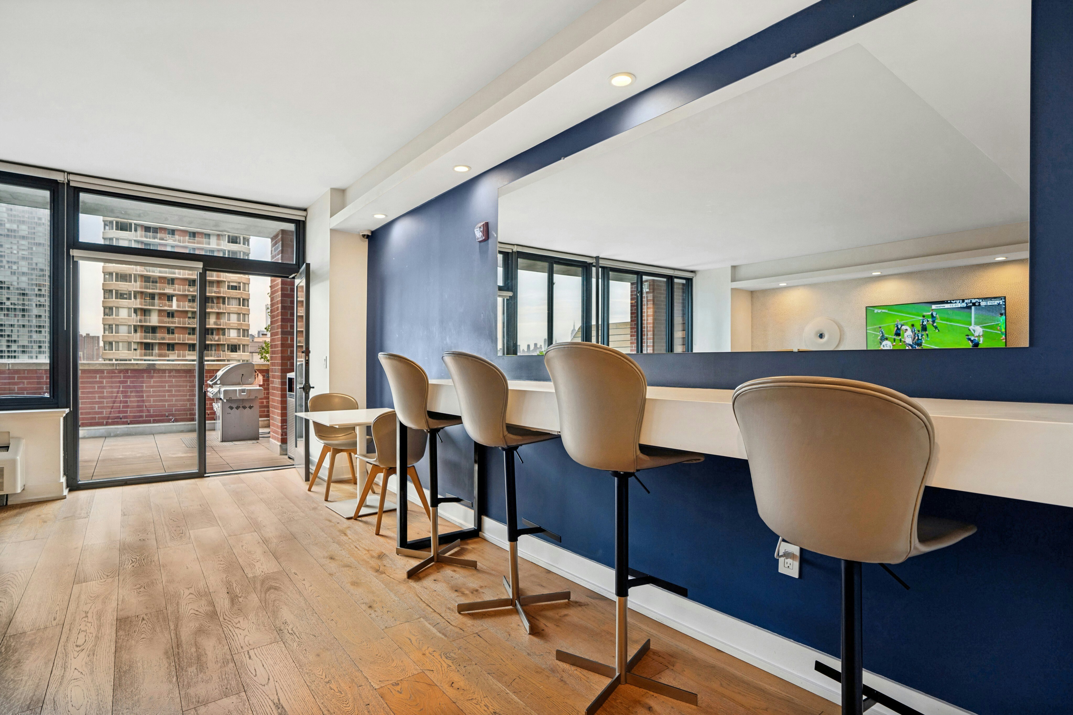 389 Washington Street Unit 33E