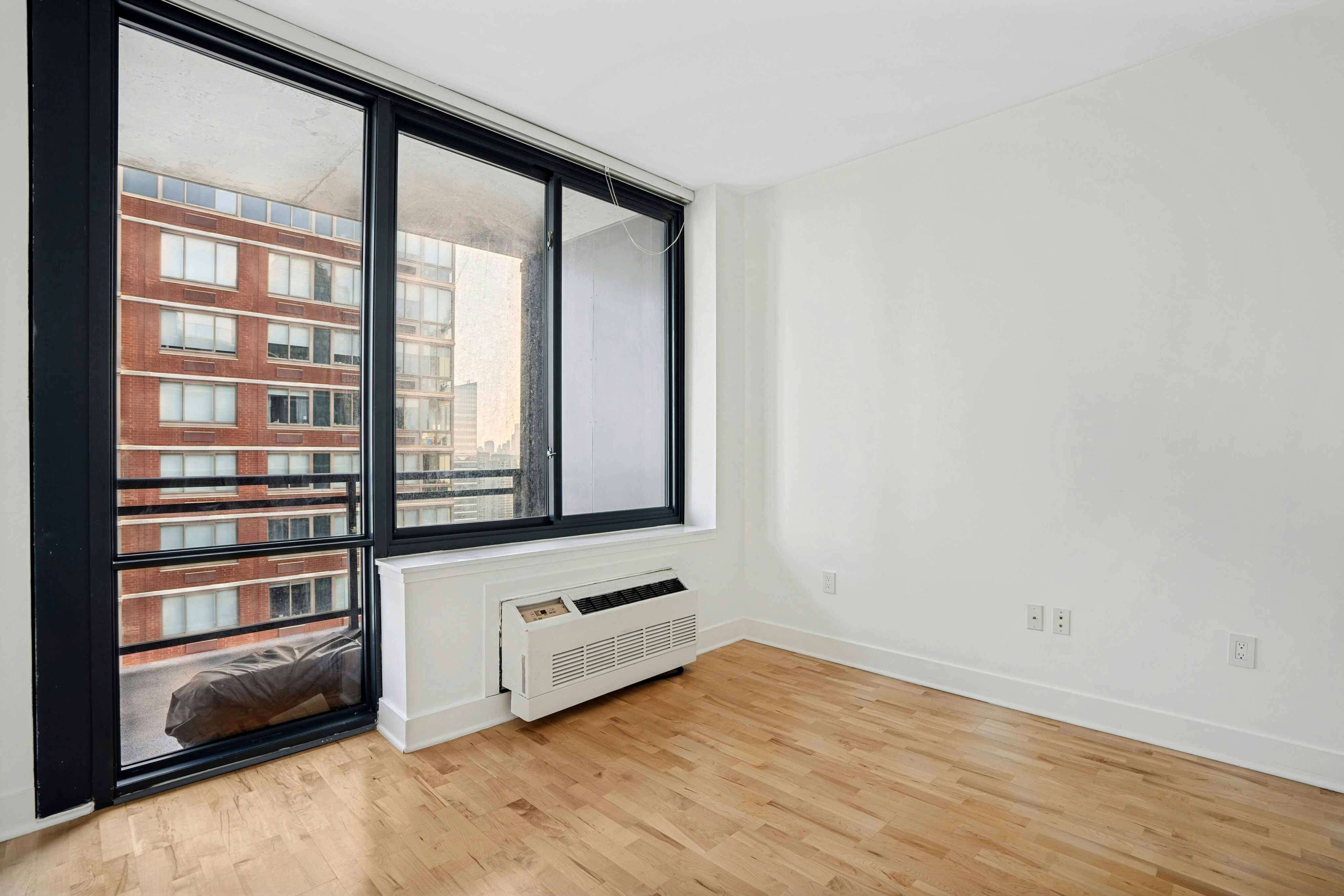 389 Washington Street Unit 33E