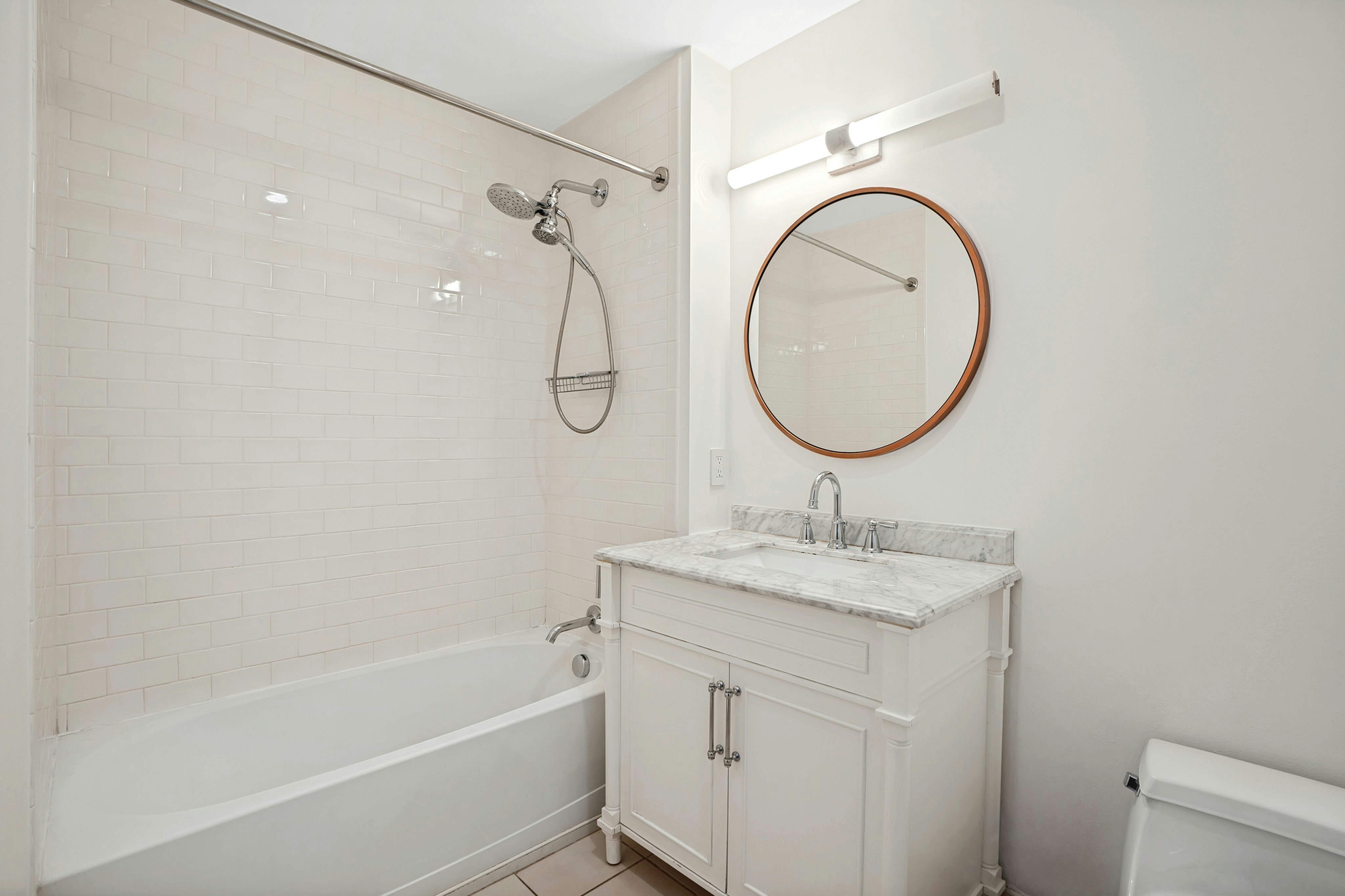 389 Washington Street Unit 33E
