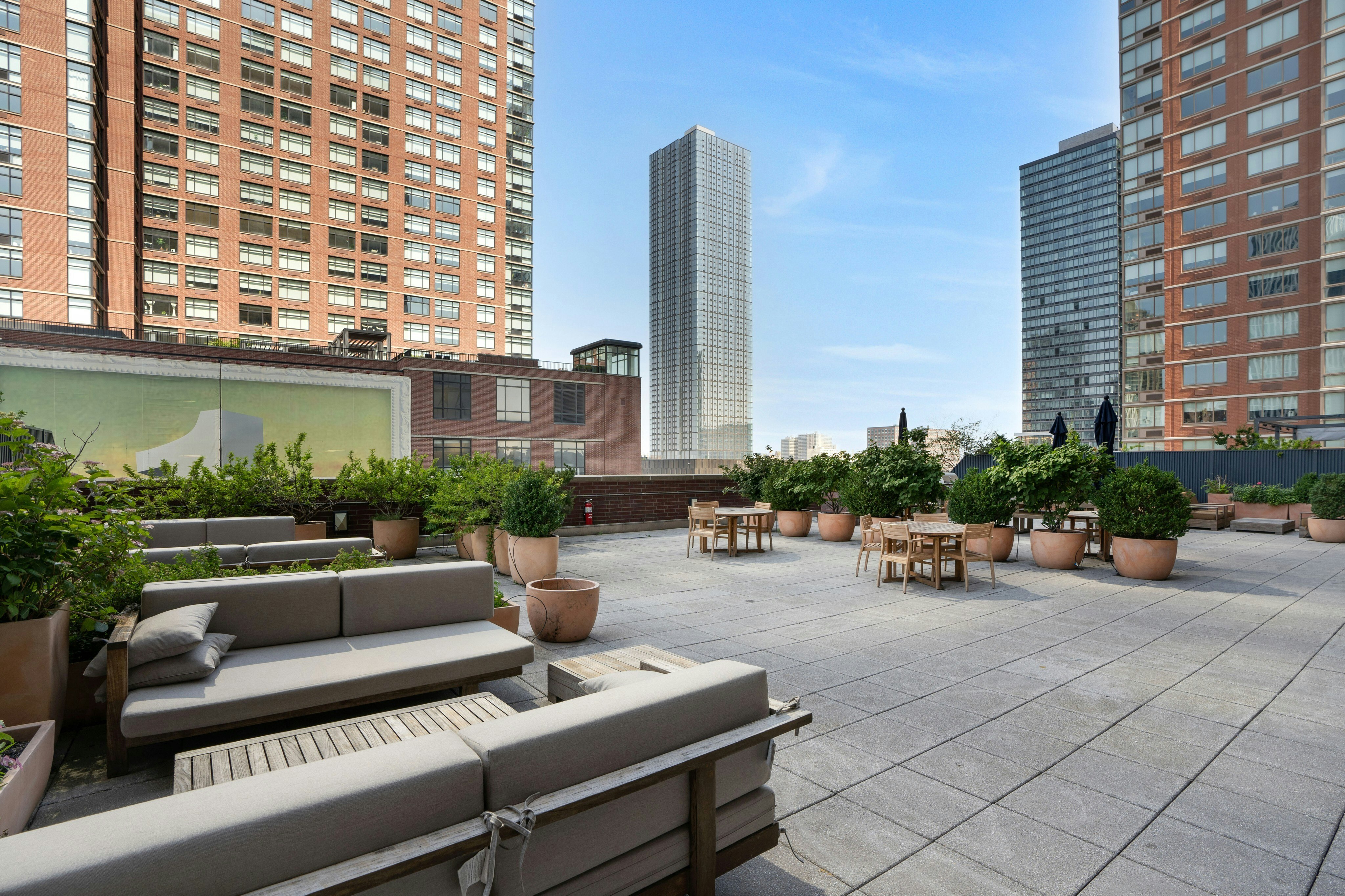 389 Washington Street Unit 33E