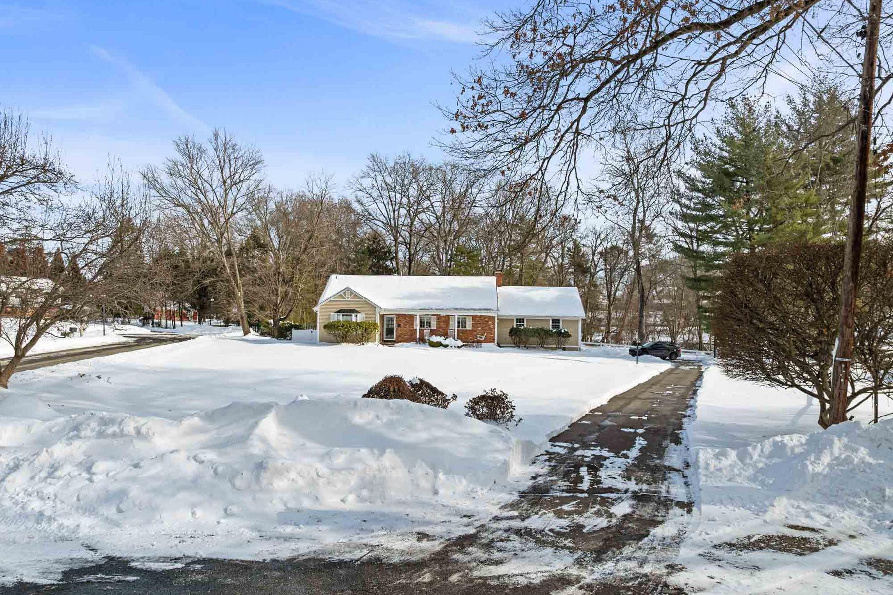 2 Overbrook Place