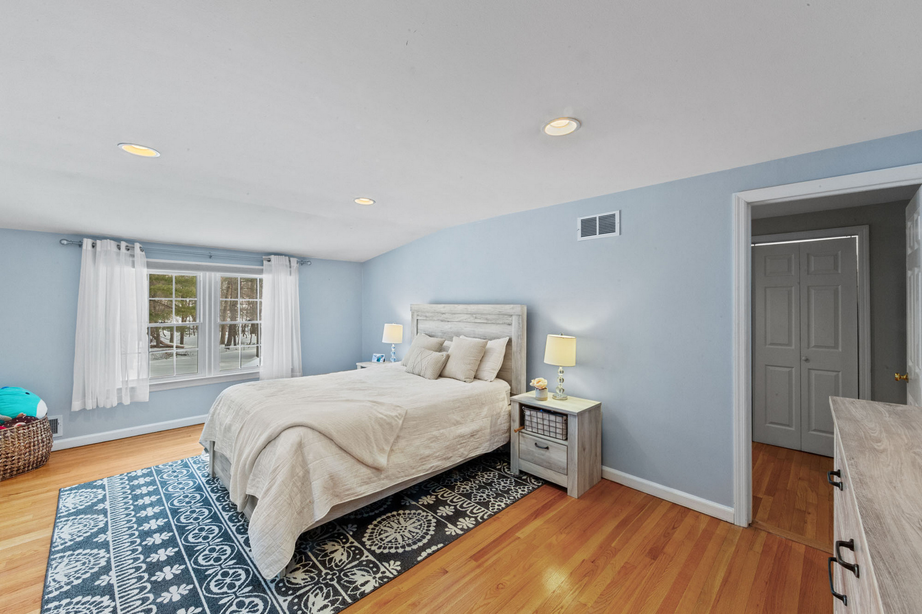 2 Overbrook Place