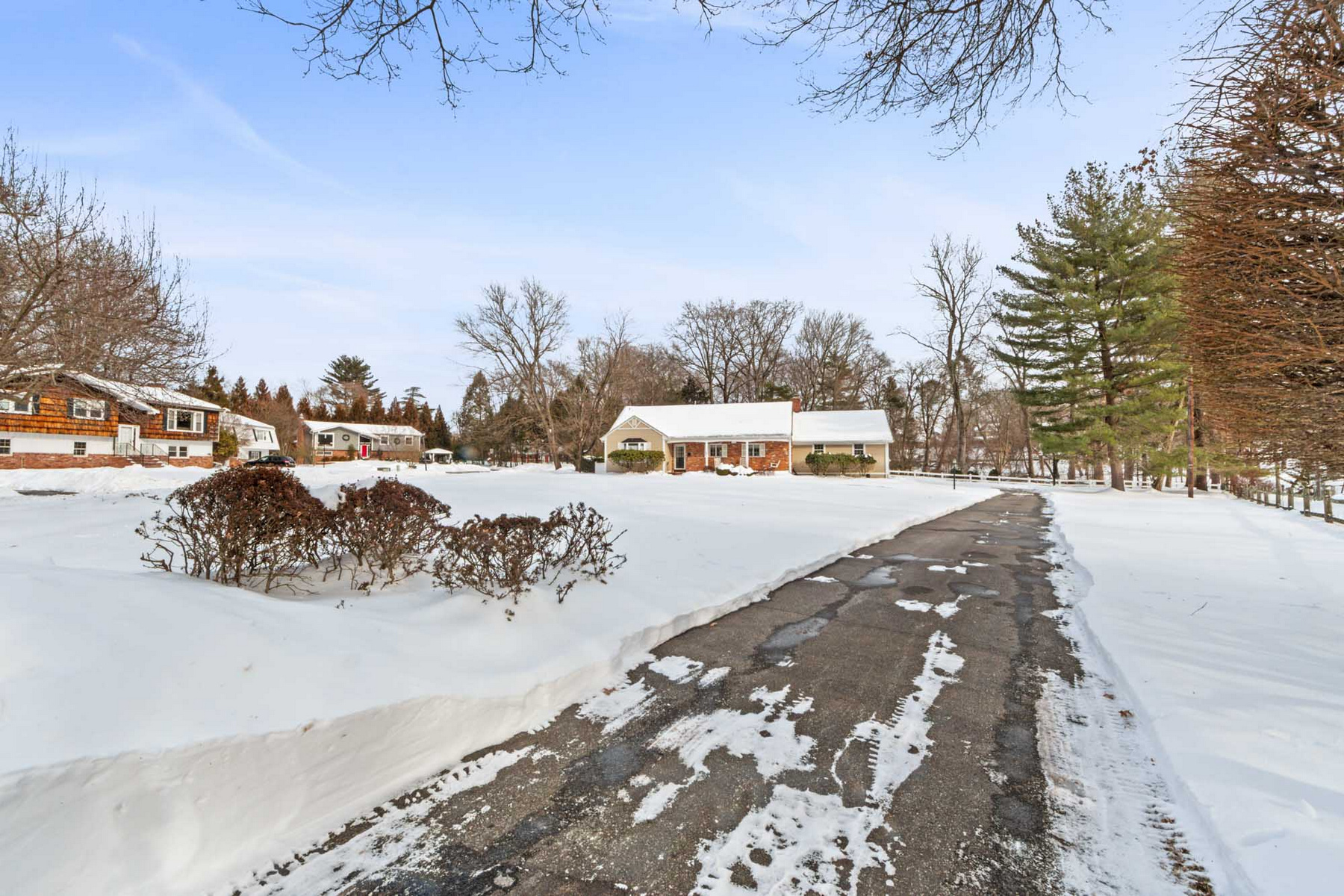 2 Overbrook Place