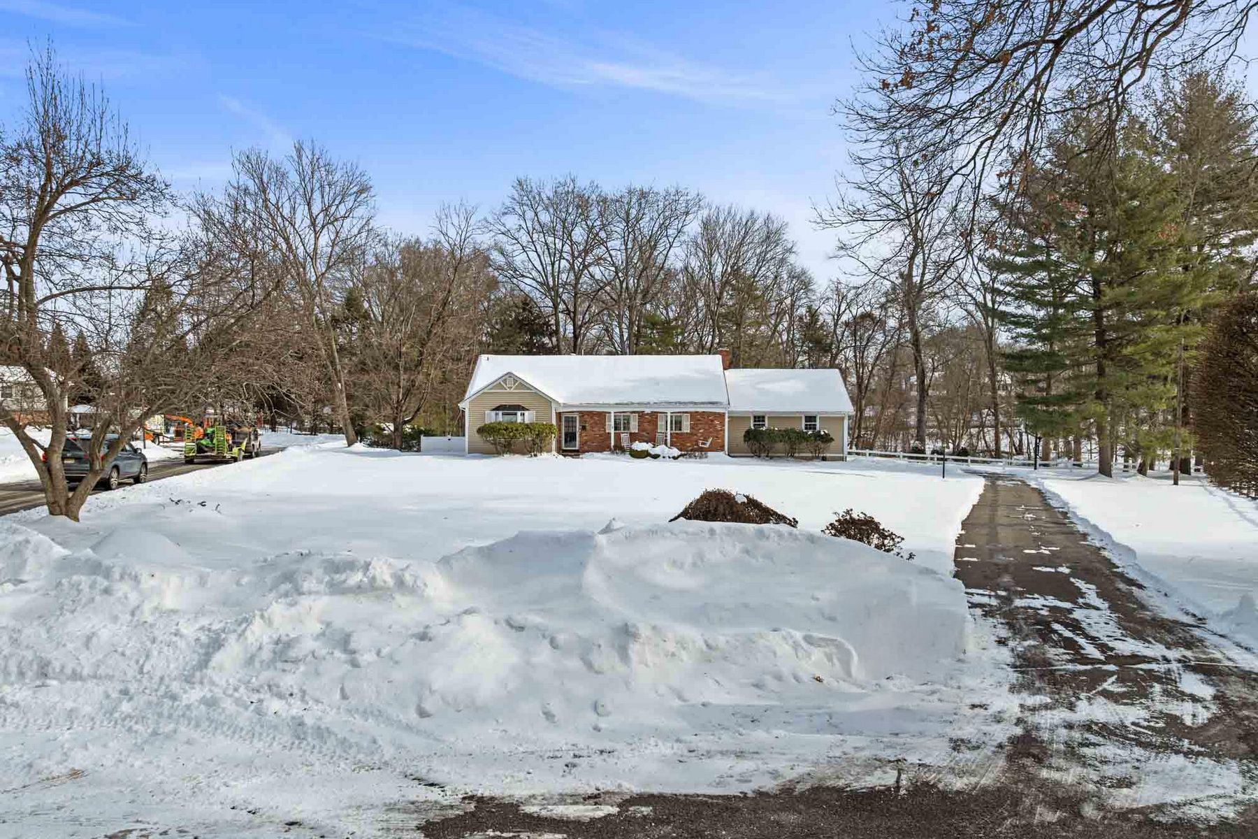 2 Overbrook Place