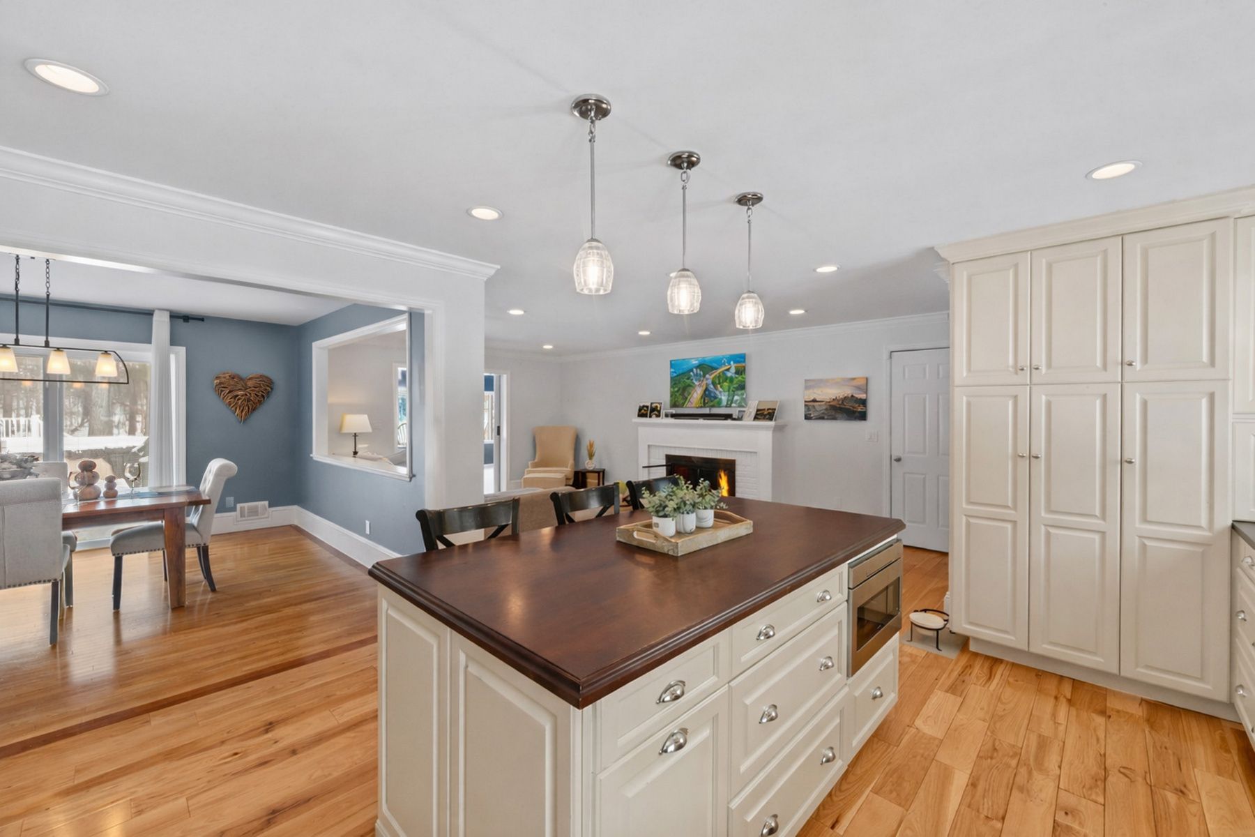 2 Overbrook Place