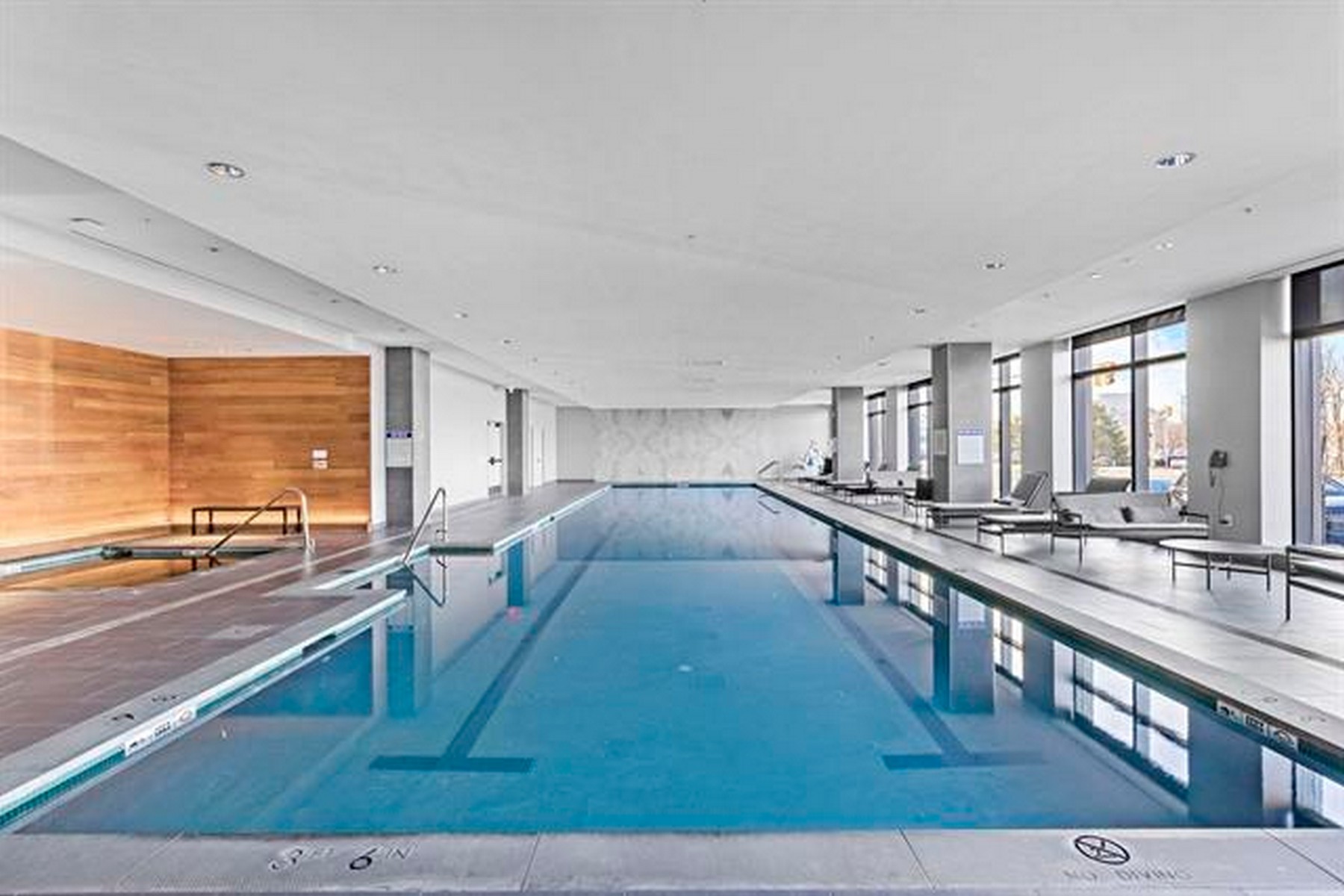 75 Park Lane South Unit# 1611