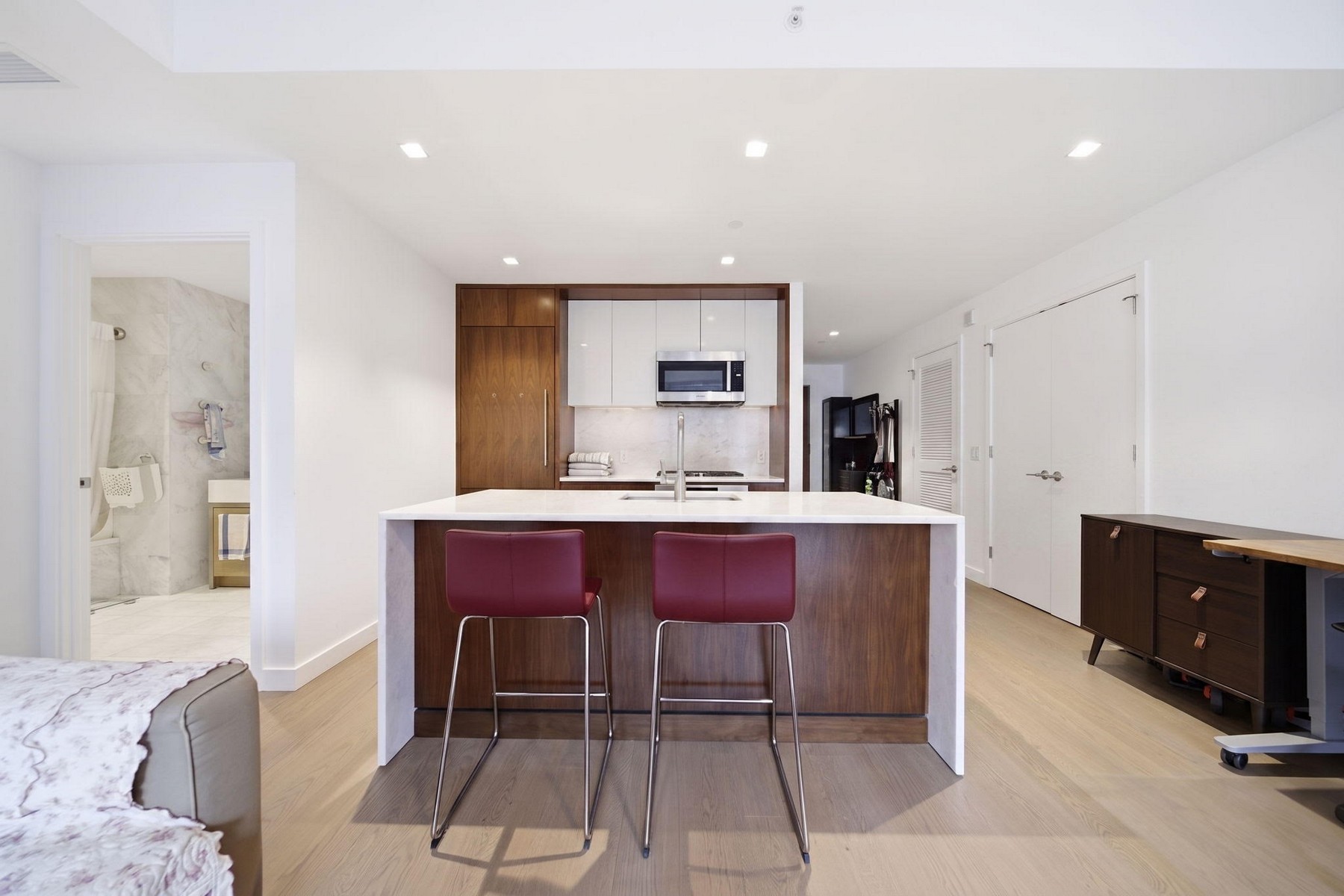 75 Park Lane South Unit# 1611