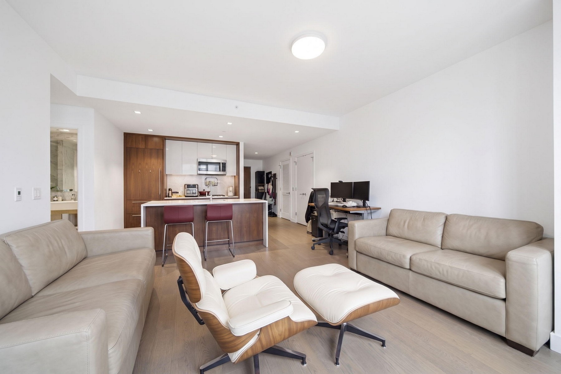 75 Park Lane South Unit# 1611