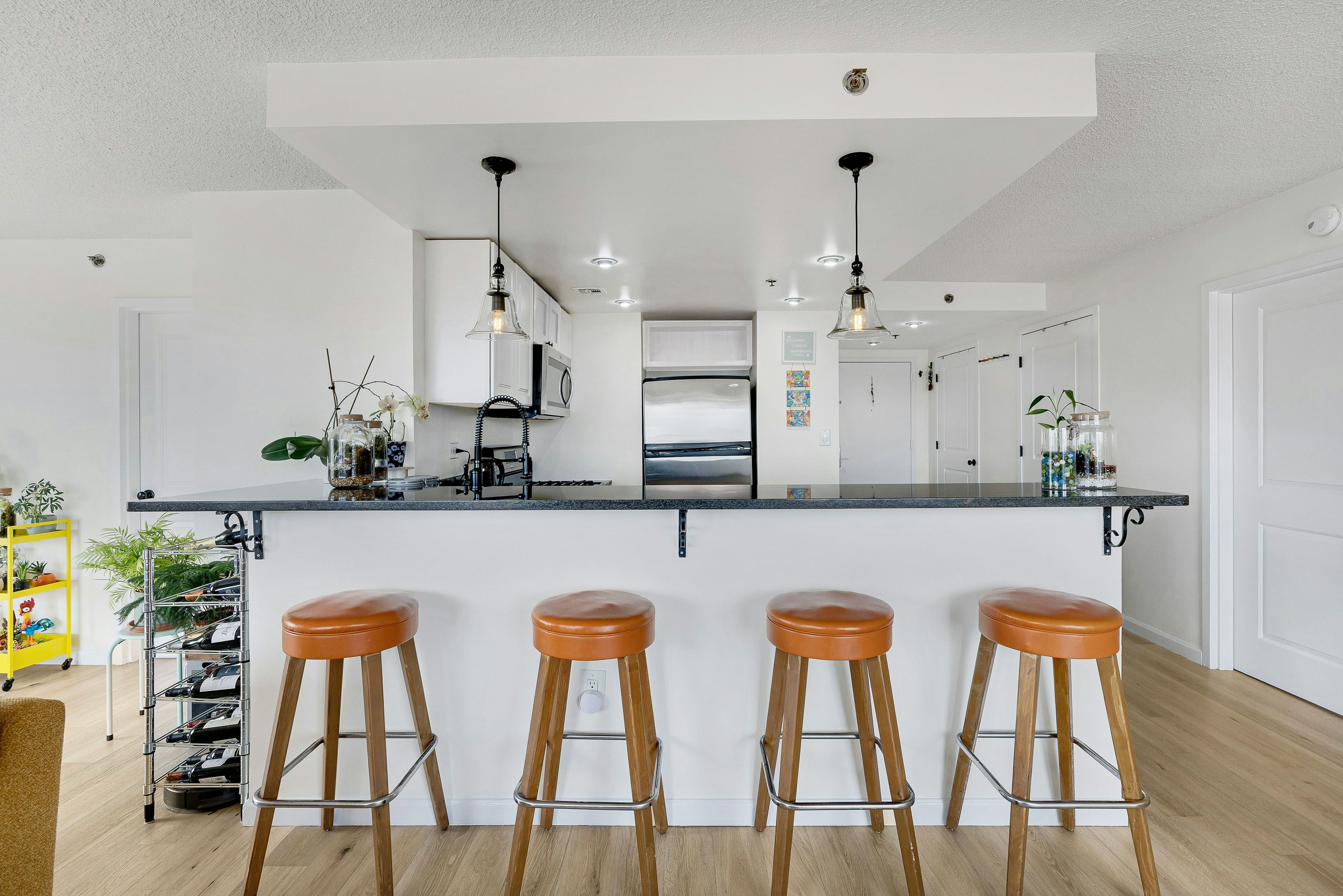 700 1st St. #6H 
