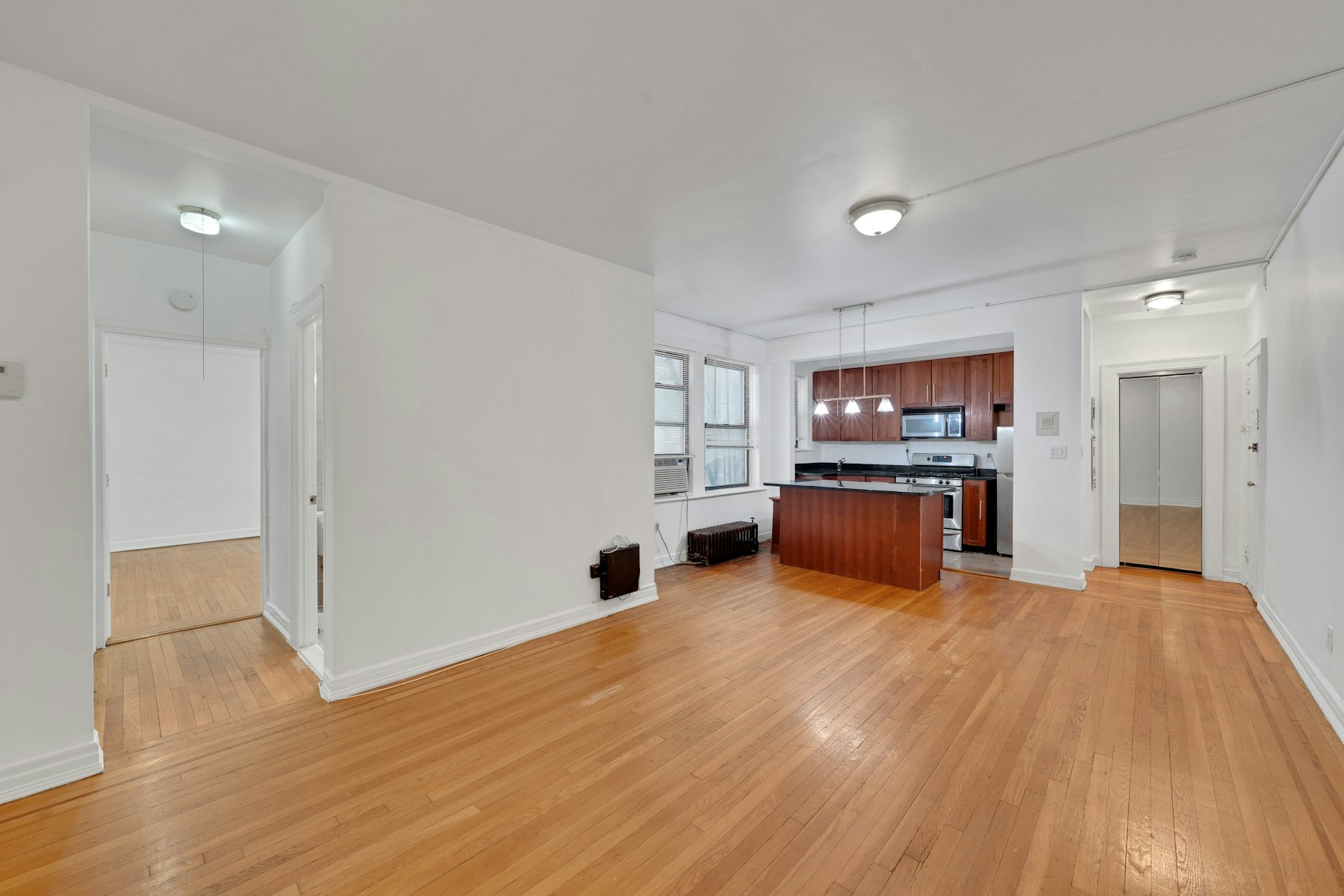 56 Glenwood Ave Unit# 3