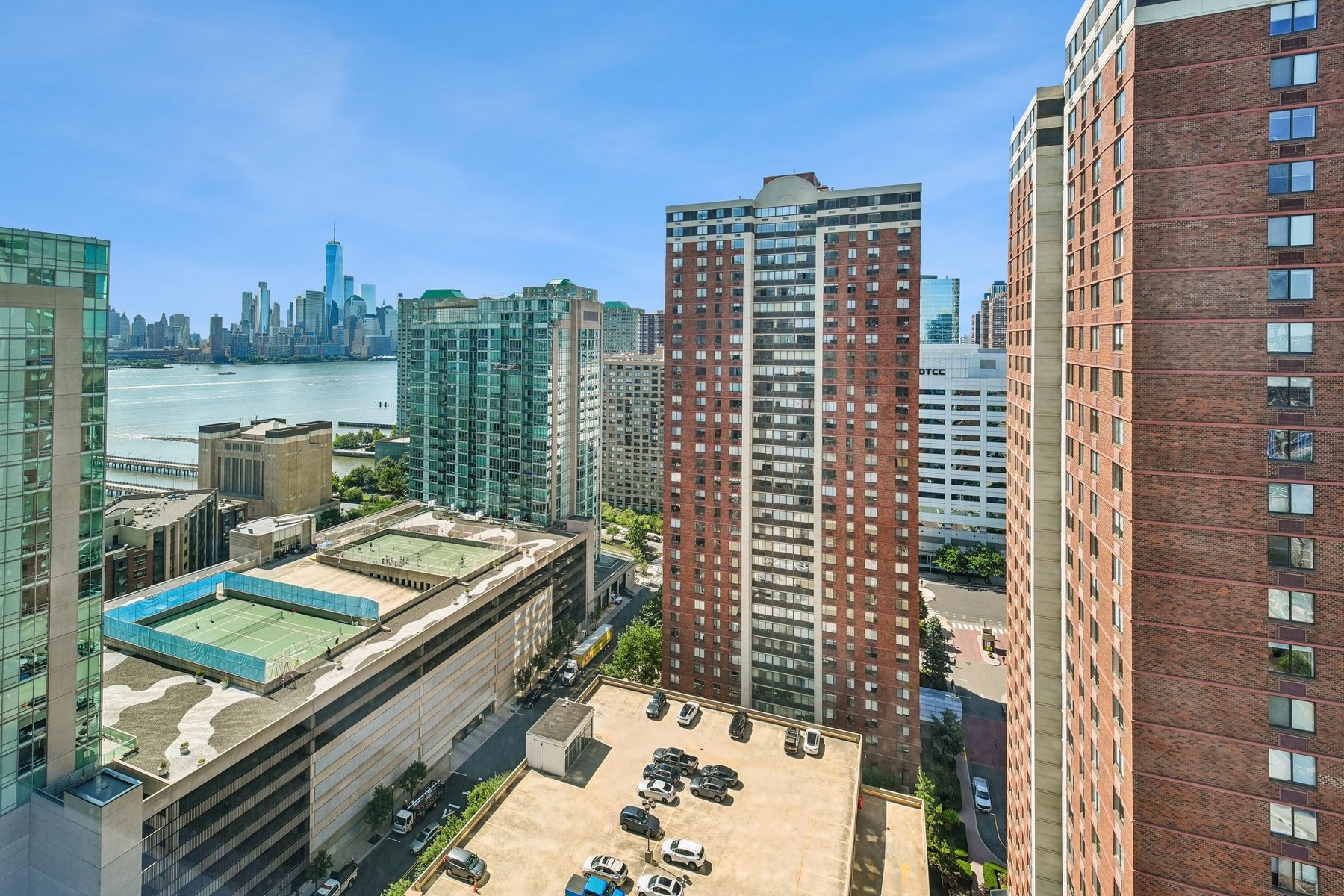 75 Park Lane South Unit# 2107