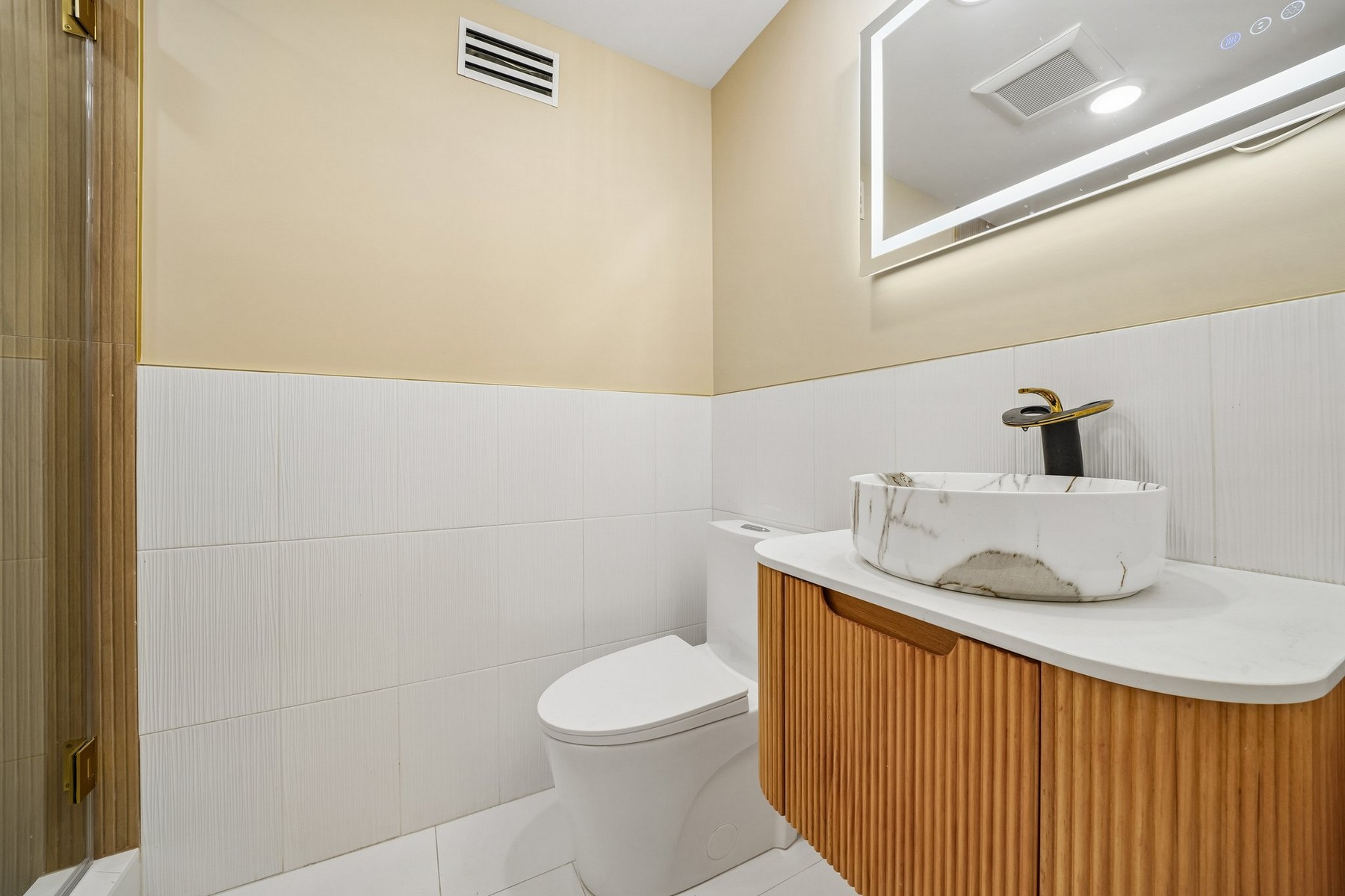 33 Bleecker St Unit# 1