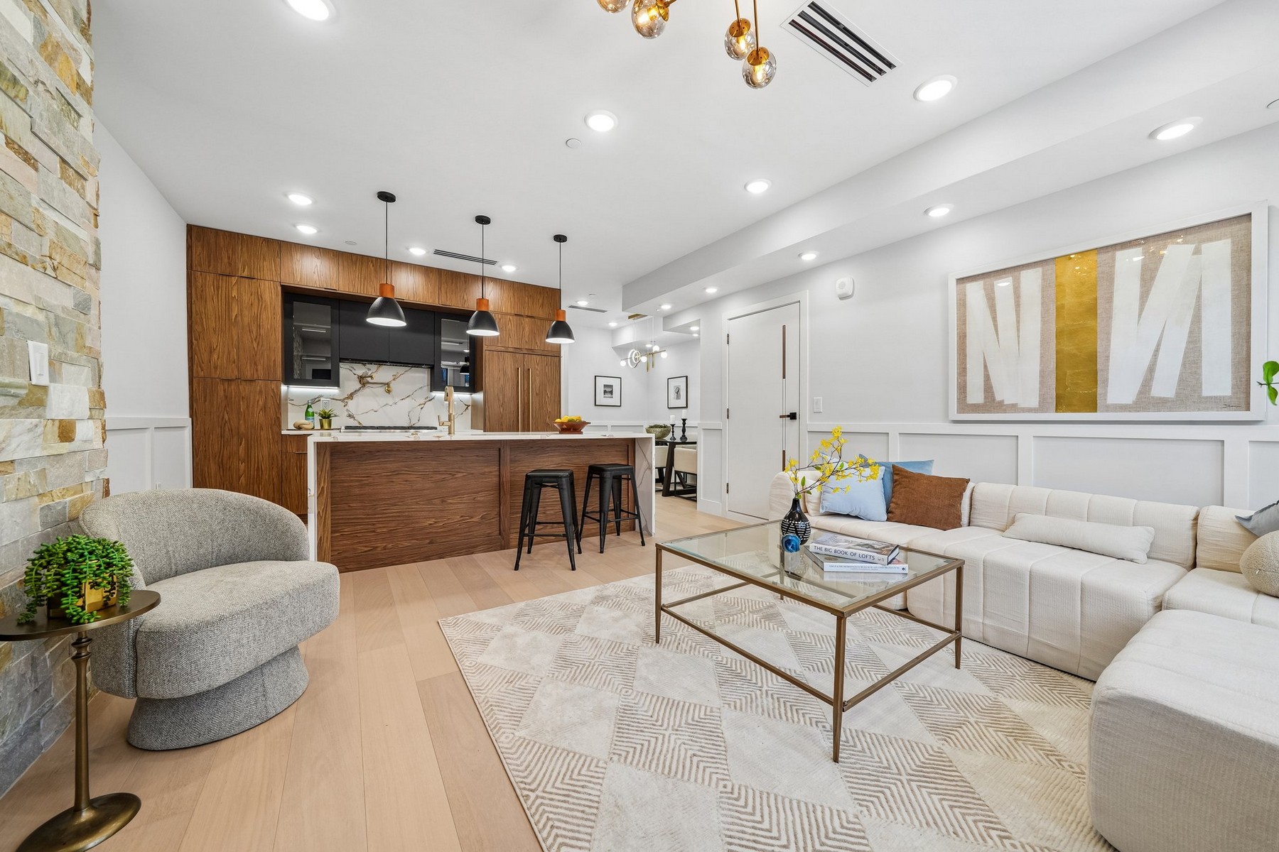 33 Bleecker St Unit# 1