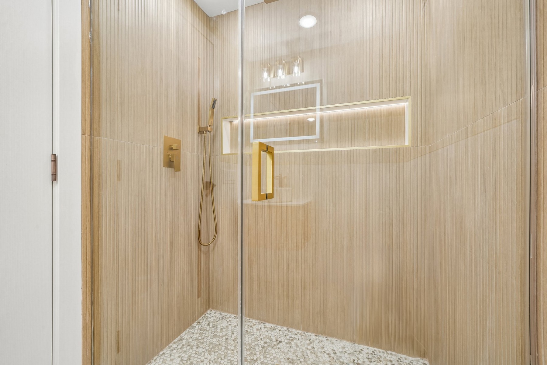 33 Bleecker St Unit# 1