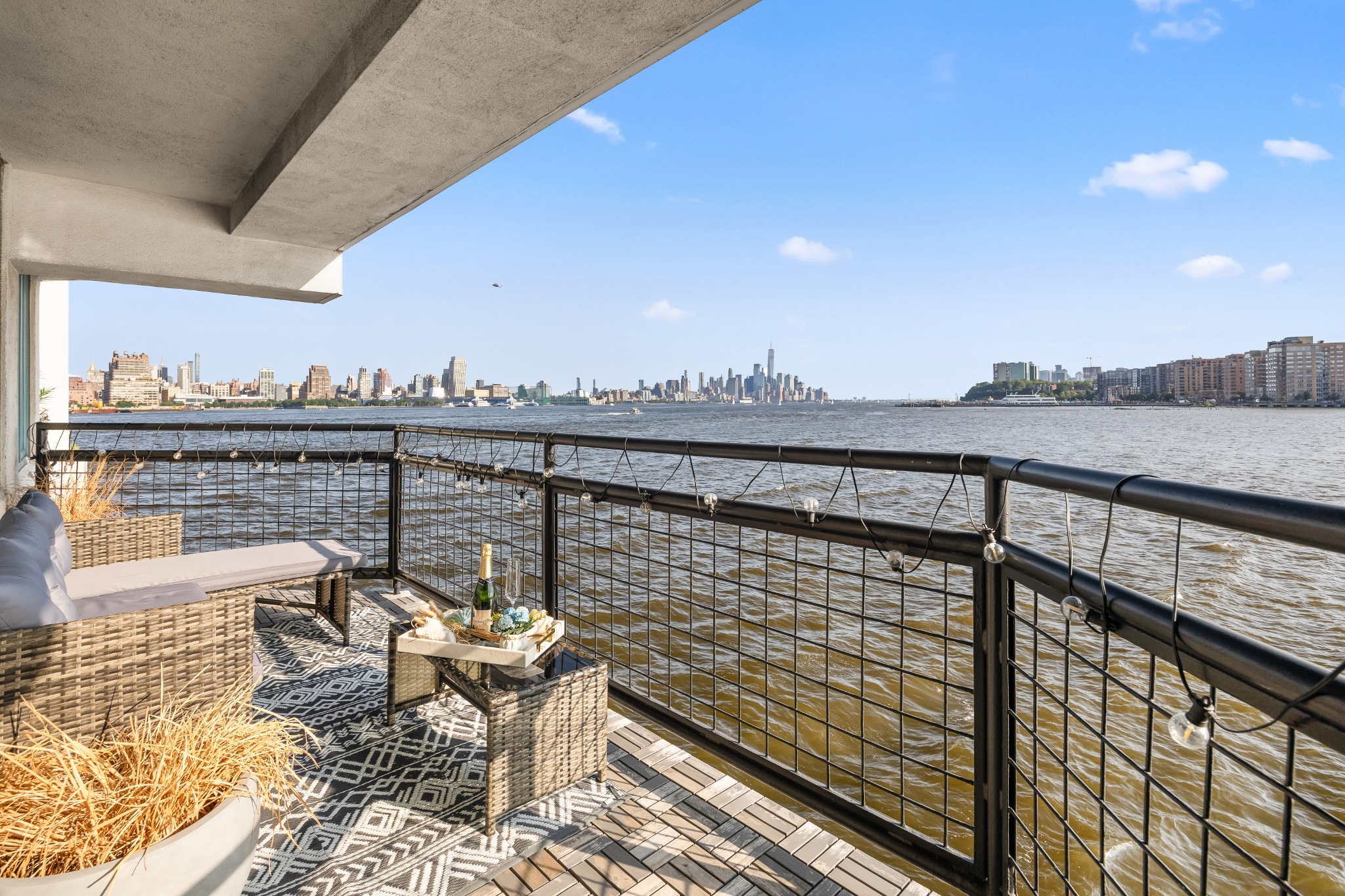 600 Harbor Boulevard 771