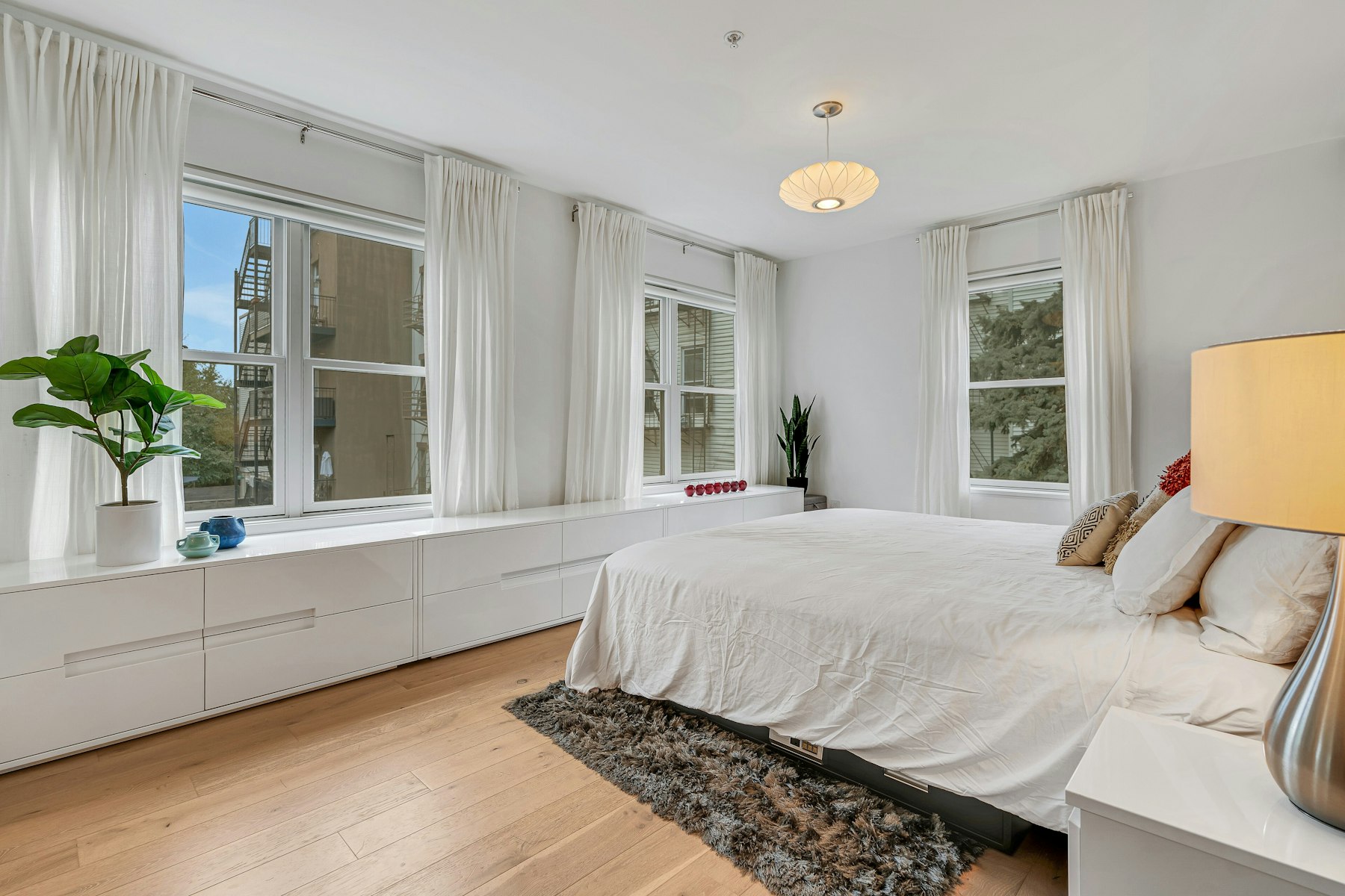 415 Monmouth St Unit# 1