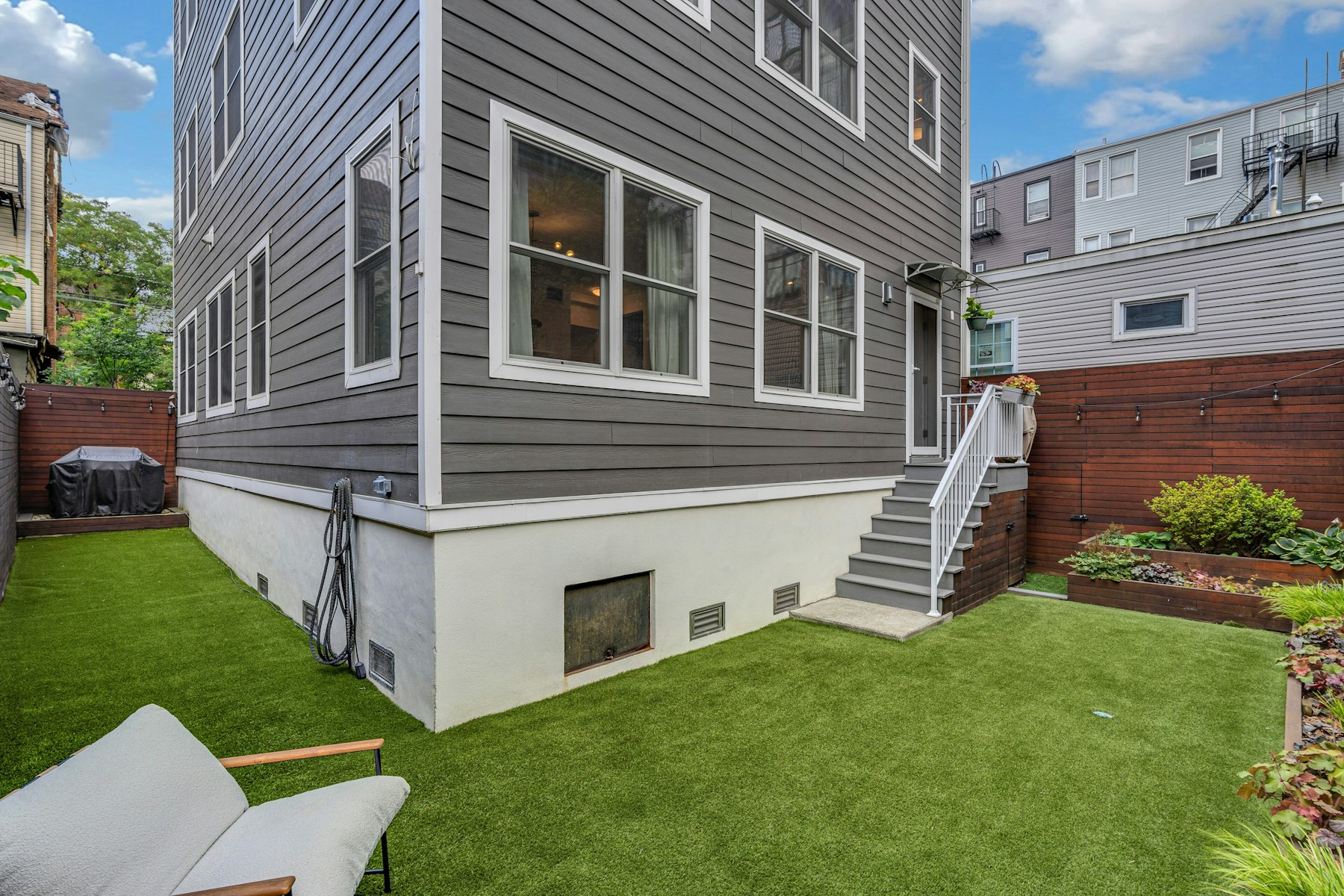 415 Monmouth St Unit# 1