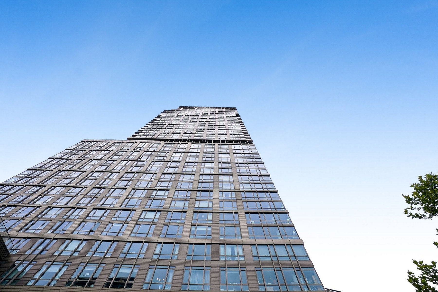 75 Park Lane South 801