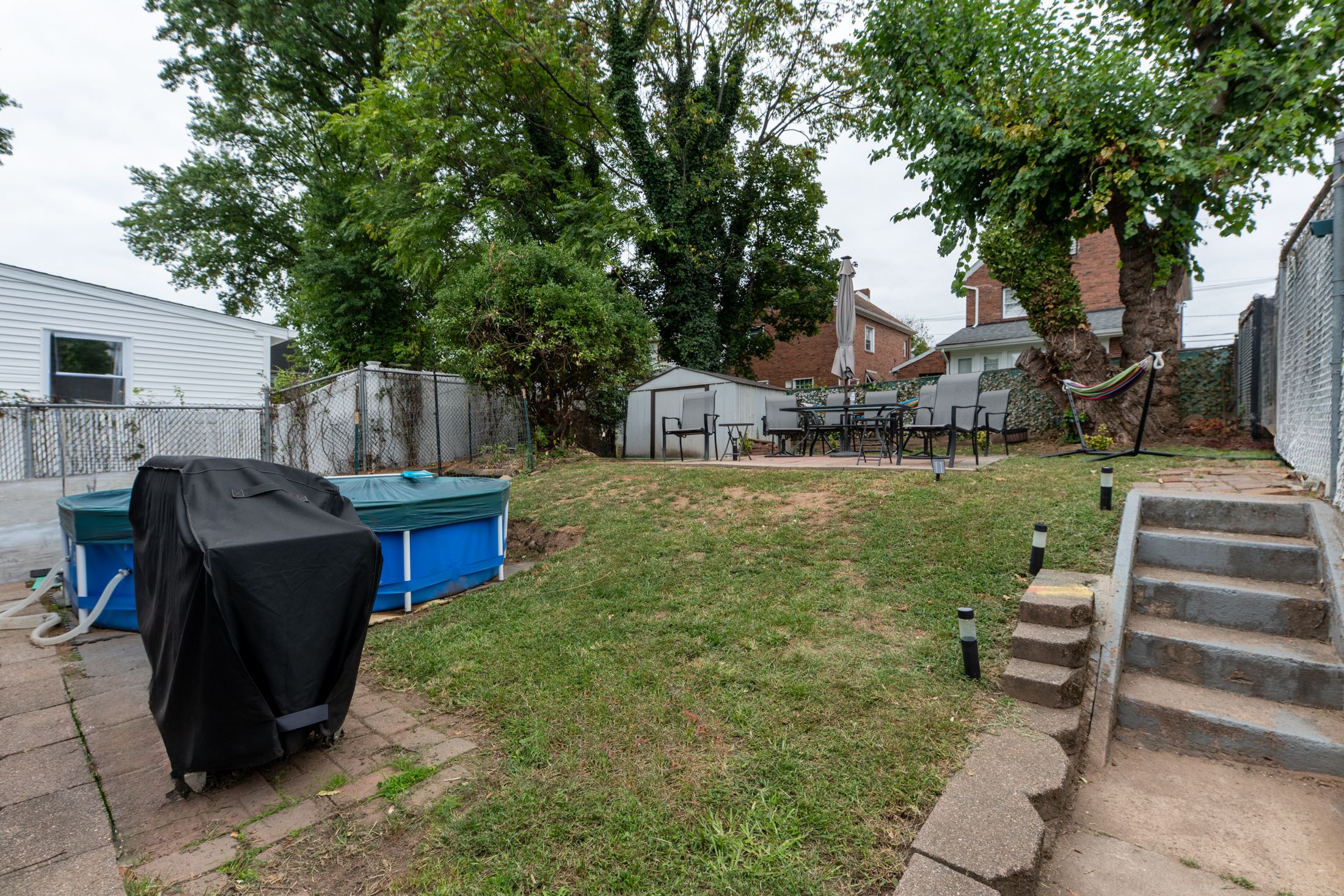 276 E 26th Street 