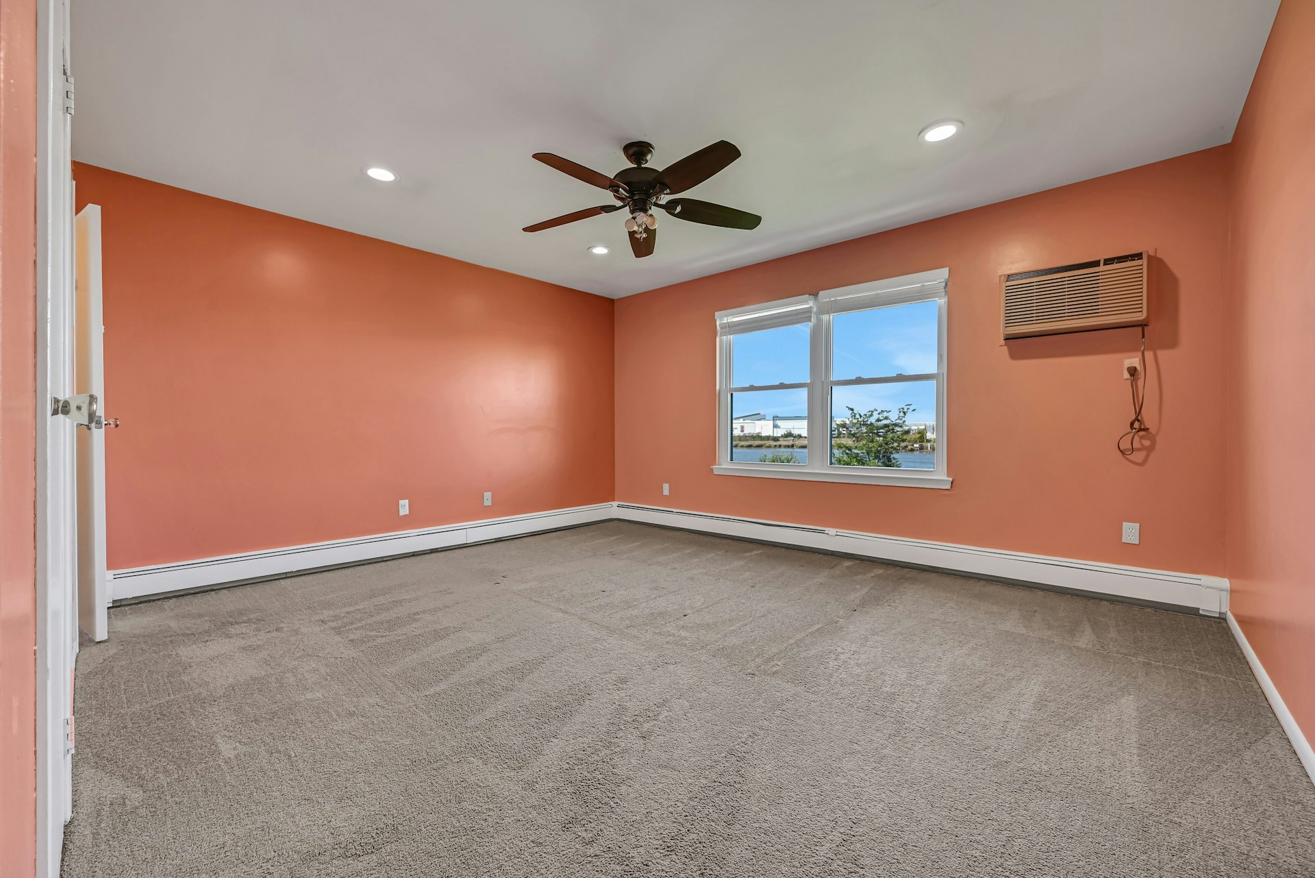 114 Riverview Court Unit #114 