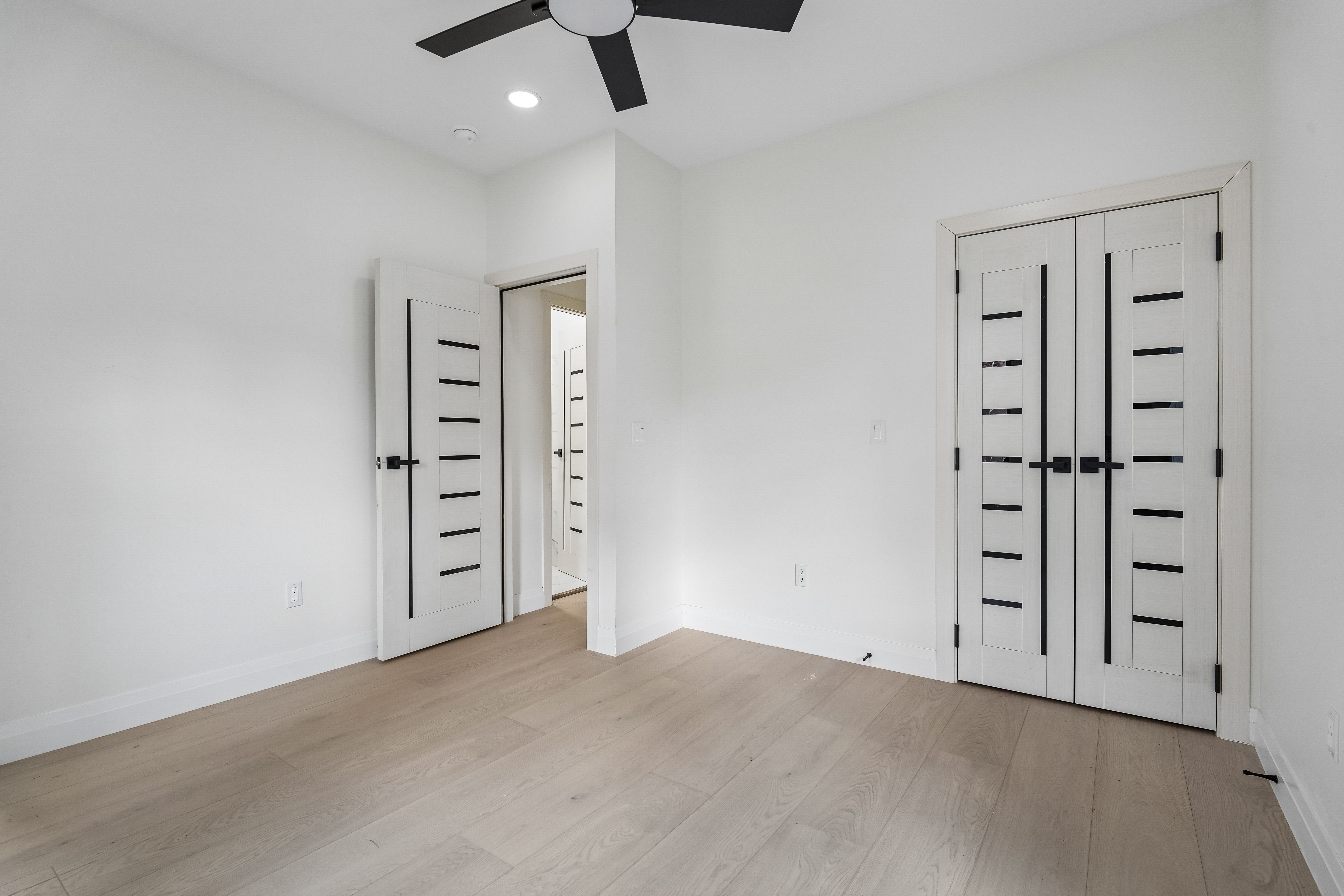 423 Aurora Ave 
