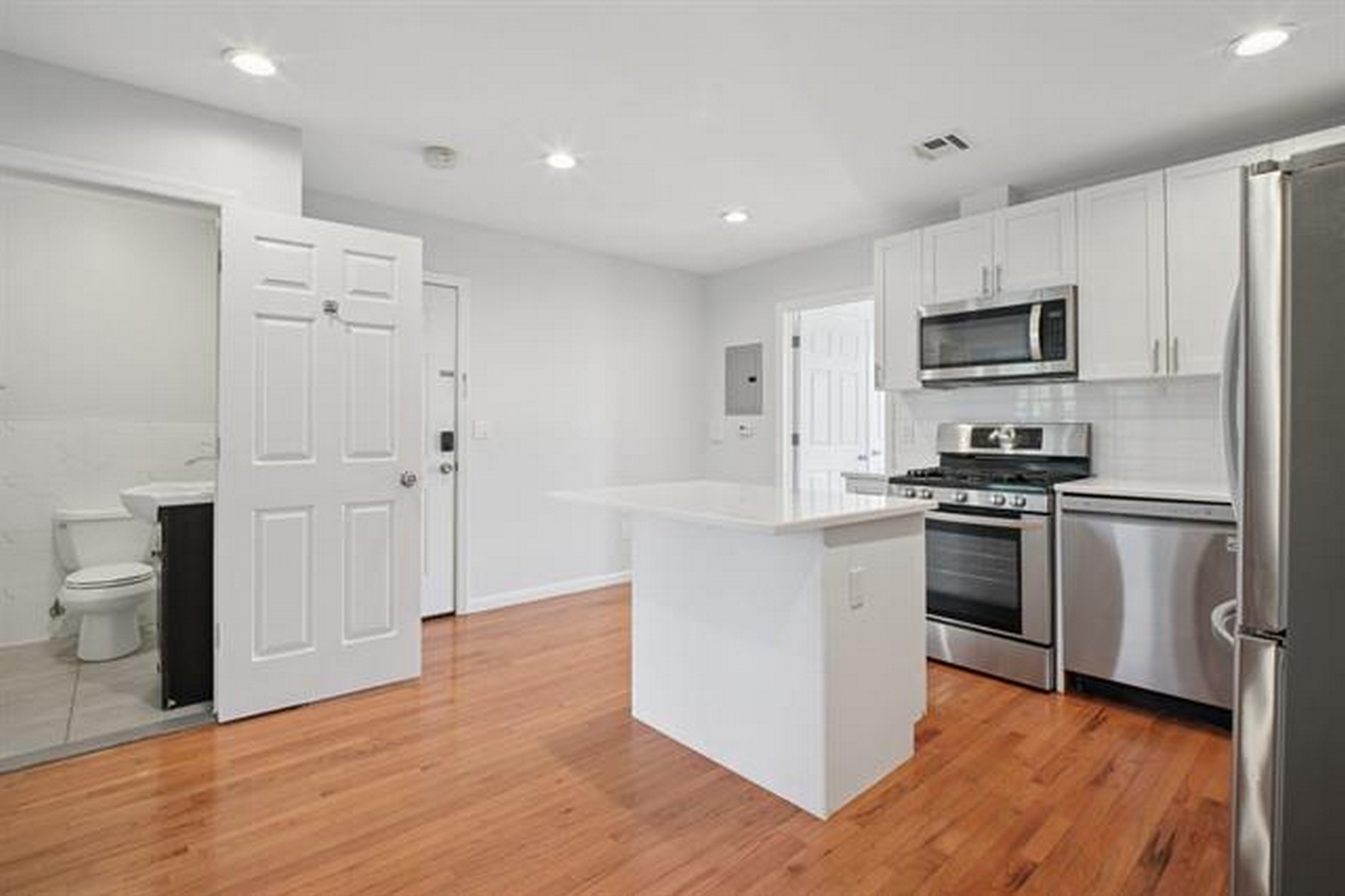 240.5 South St Unit# 4