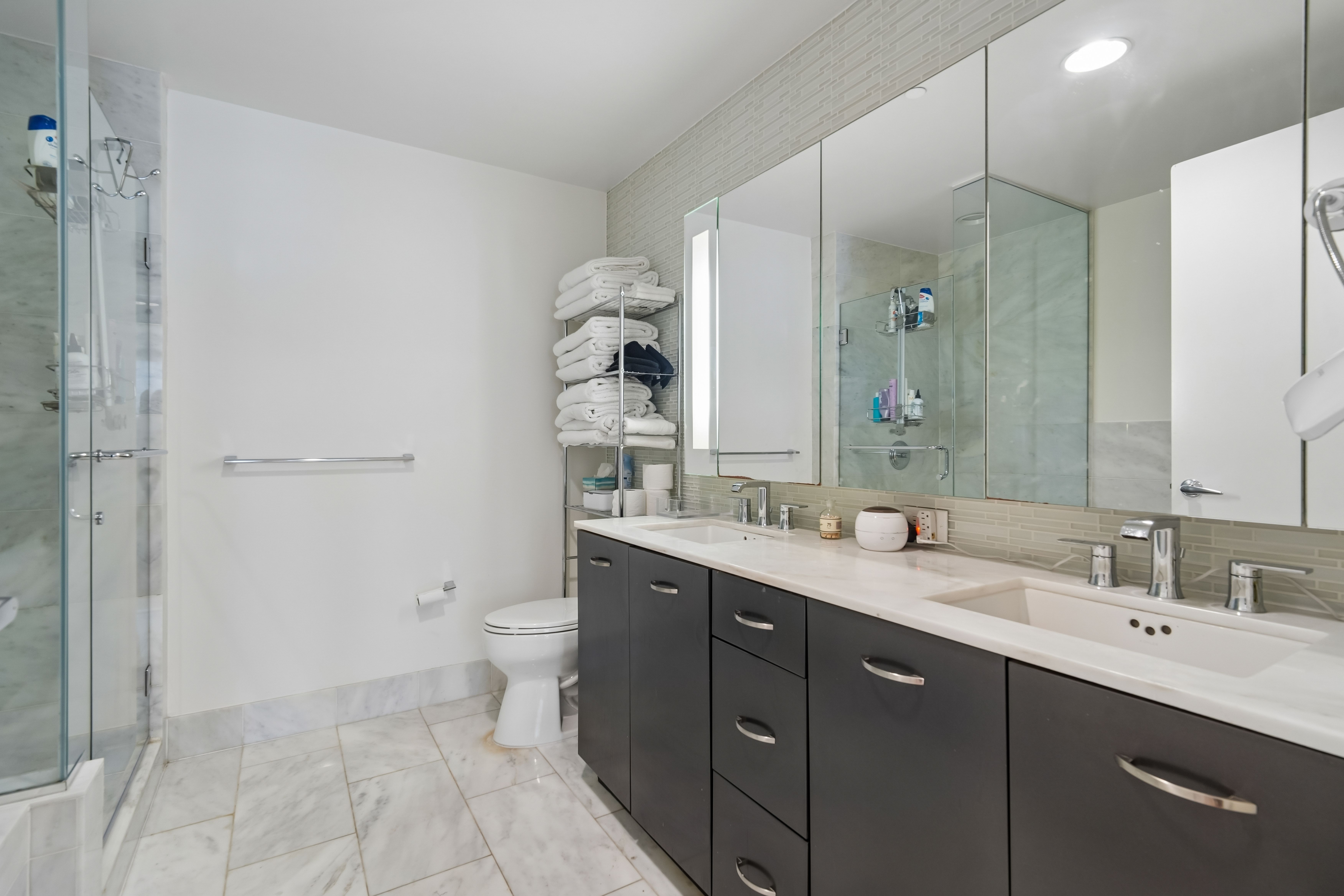 2 2nd Street 3503