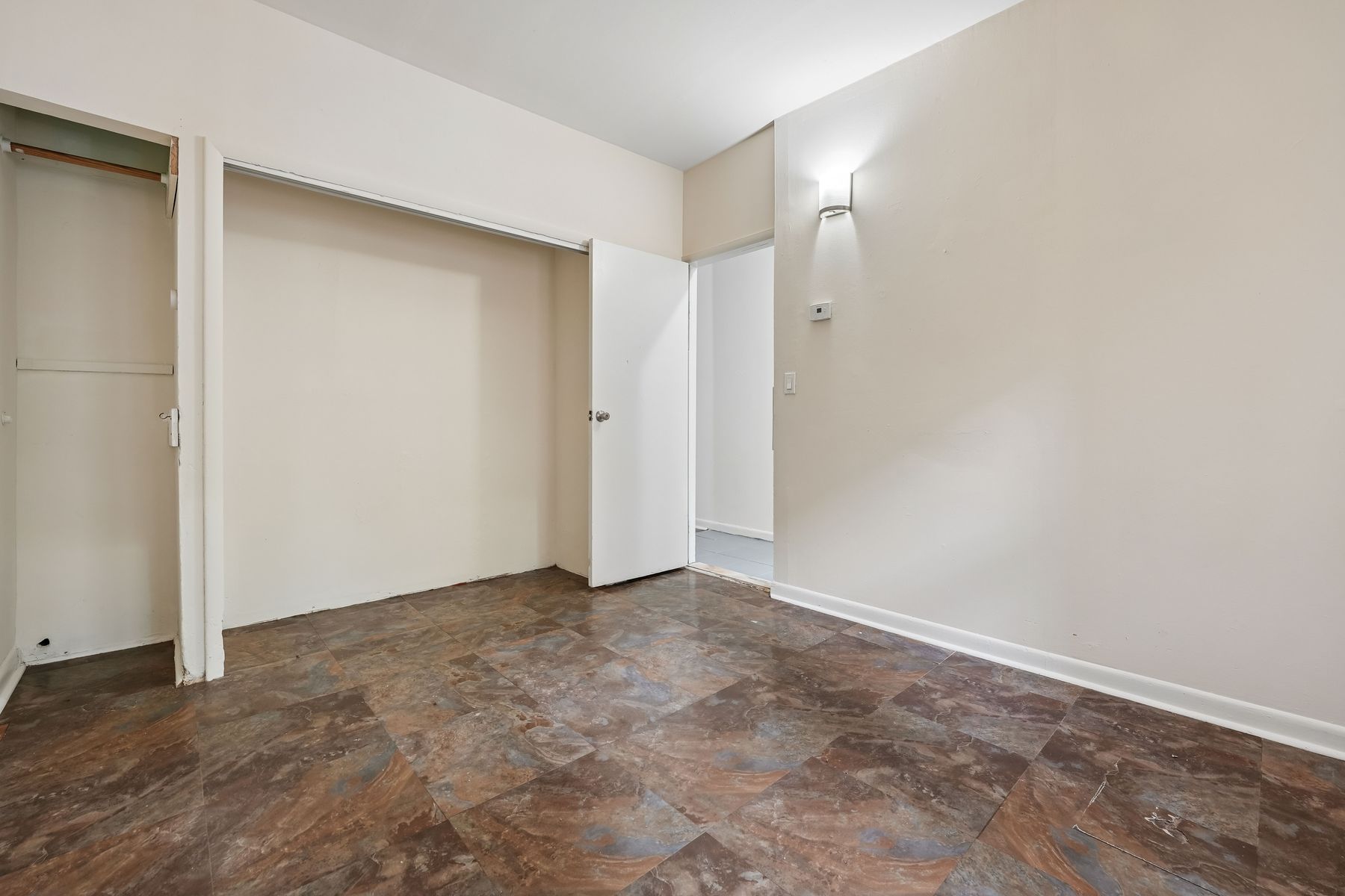 414 Monastery PL Rear (R) 